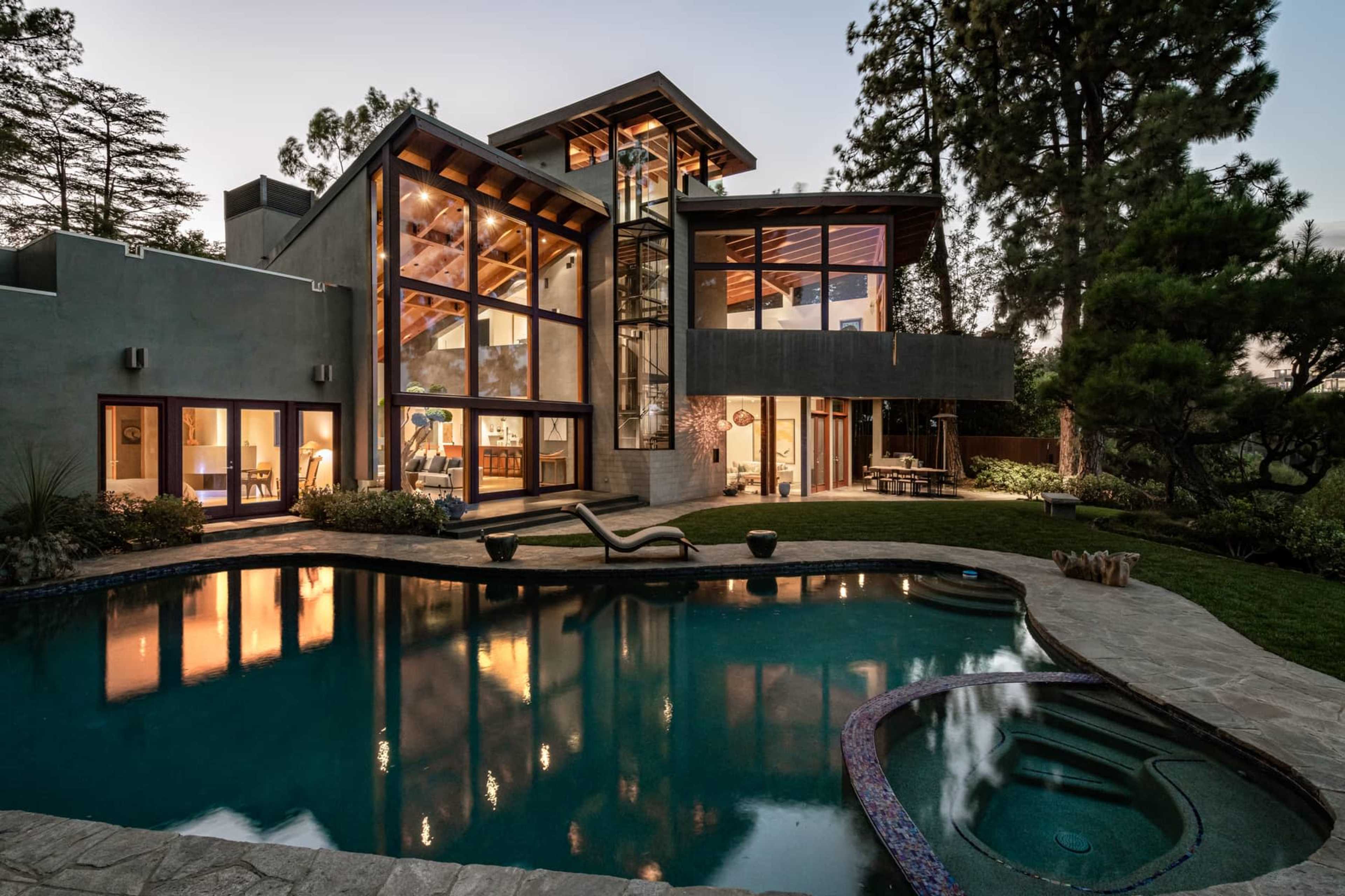Modern Bright Mansion Lake view with pool in Los Angeles Image in Bel Air, Los Angeles, CA