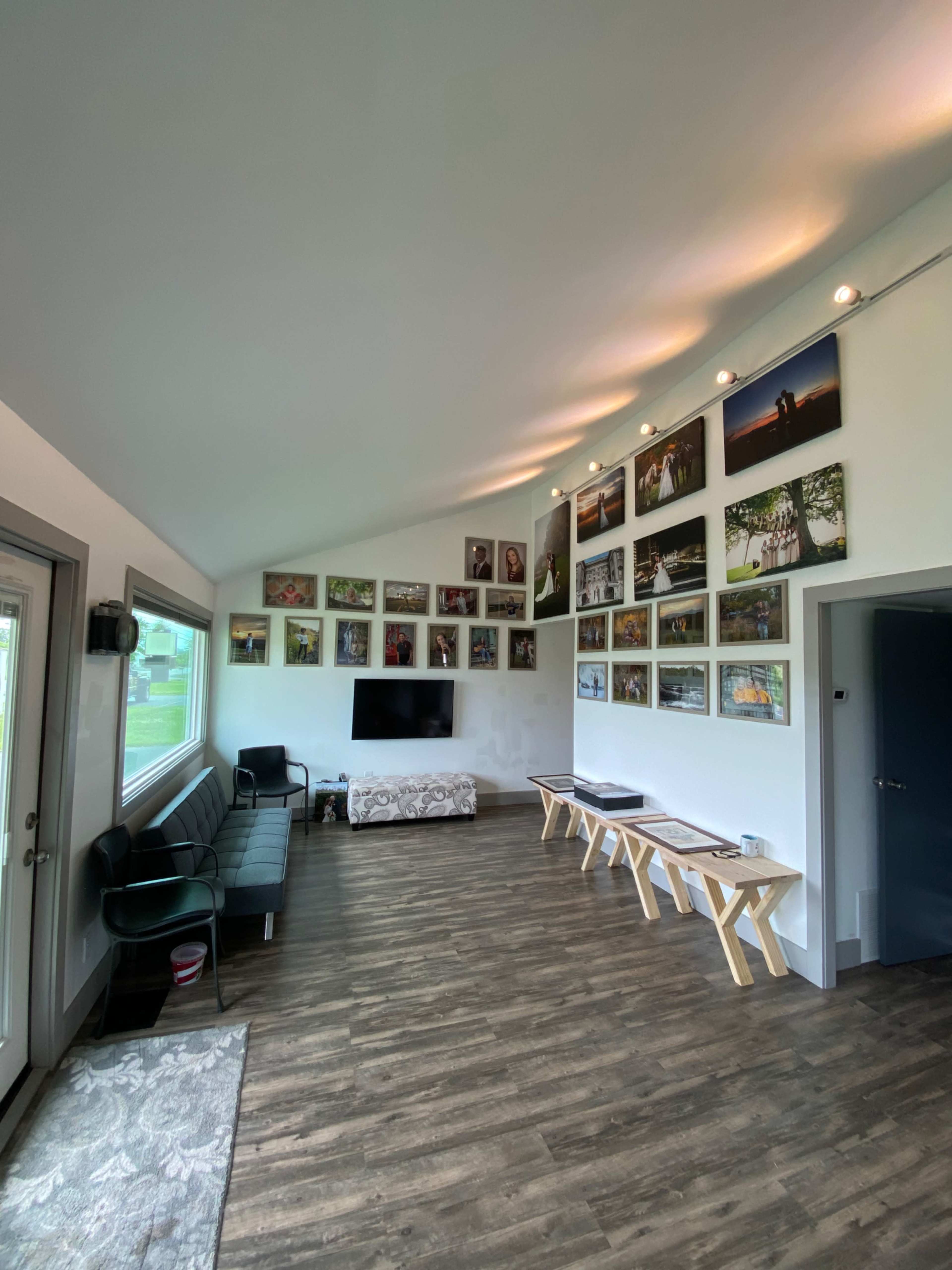 Small Commercial Studio Image in Greenport, Hudson, NY