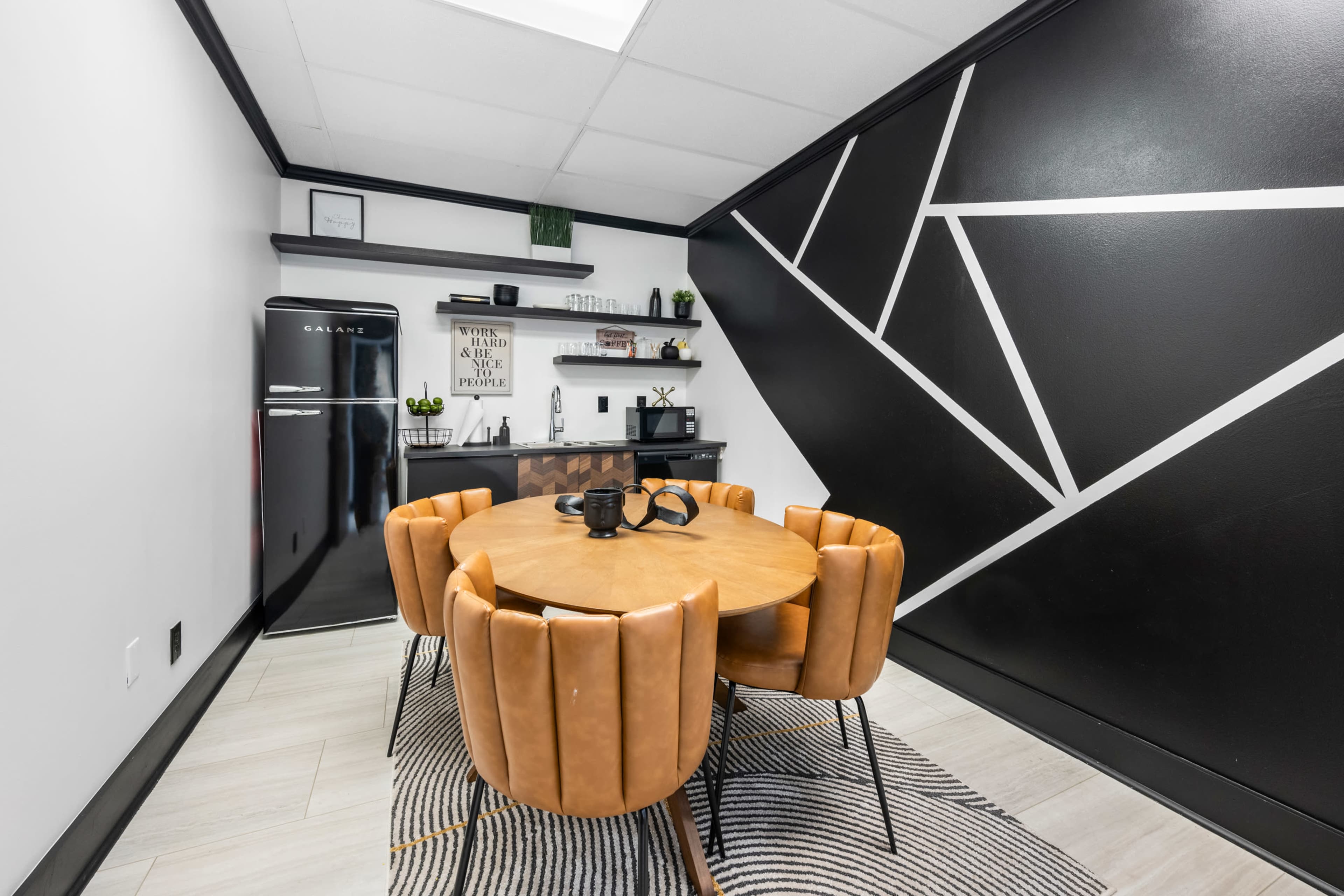 The perfect training and pod cast space! Image in , Atlanta, GA