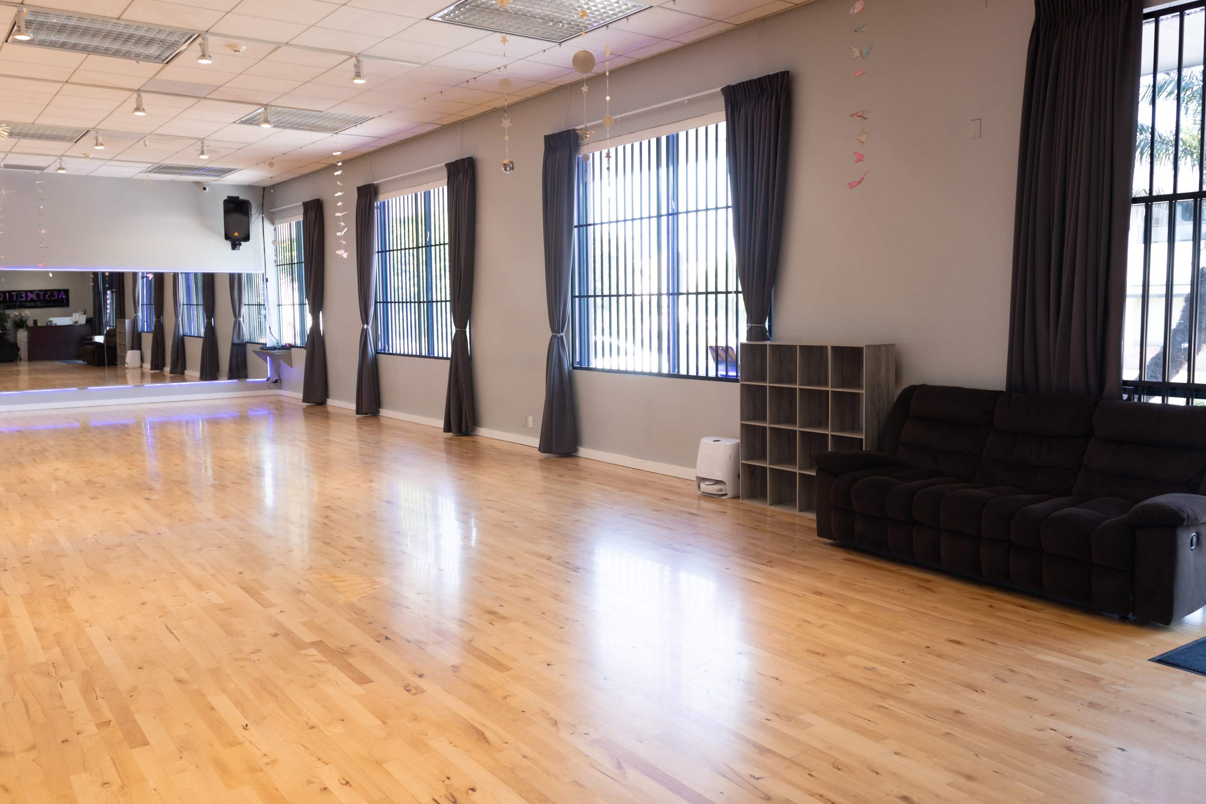 Dance, Fitness, Yoga Studio Image in Sherman Oaks, Los Angeles, CA