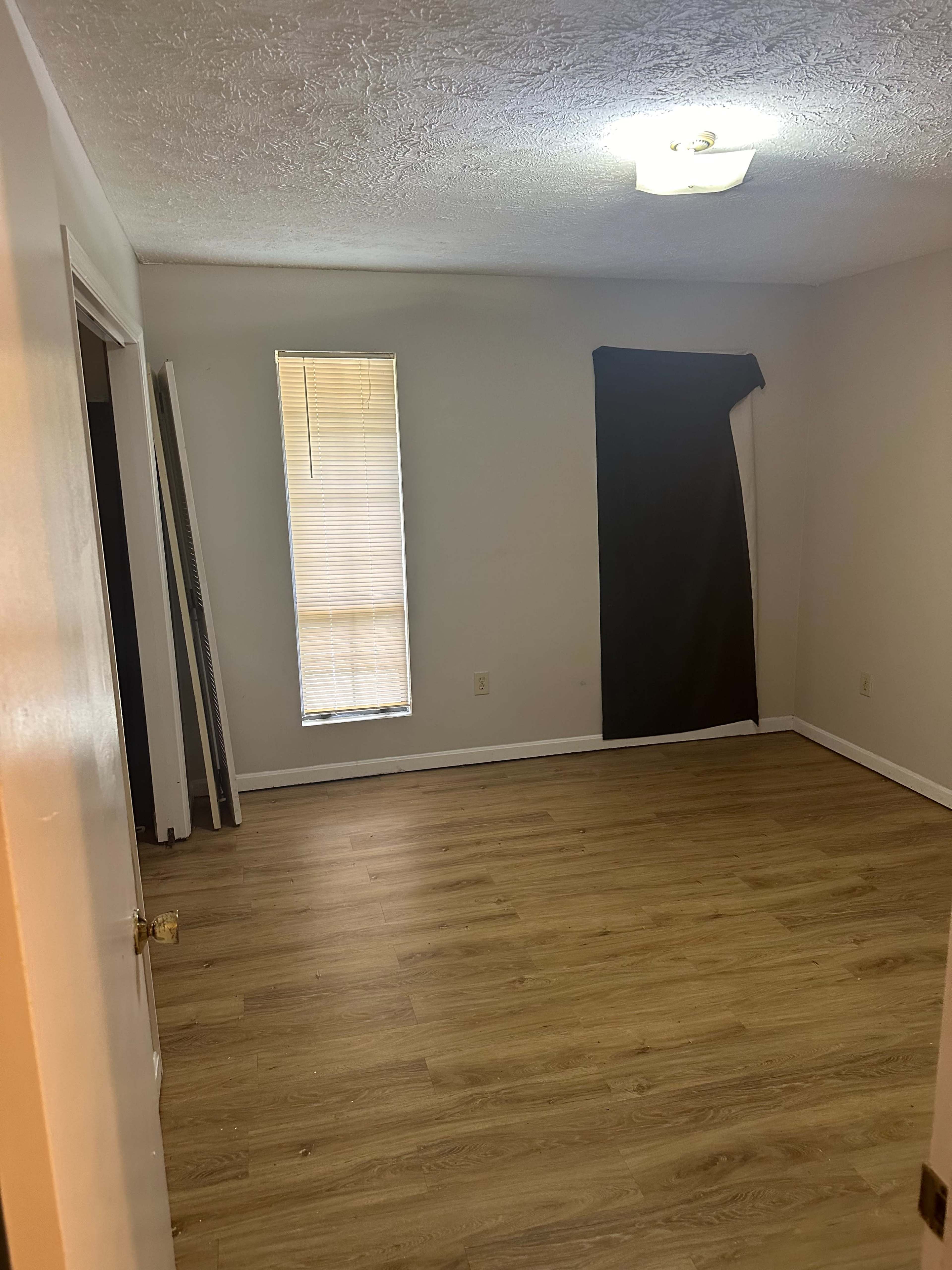 Lakeside Retreat with Flexible Use - Perfect for Small Gatherings & Creative Projects Image in Warner Robins, Warner Robins, GA