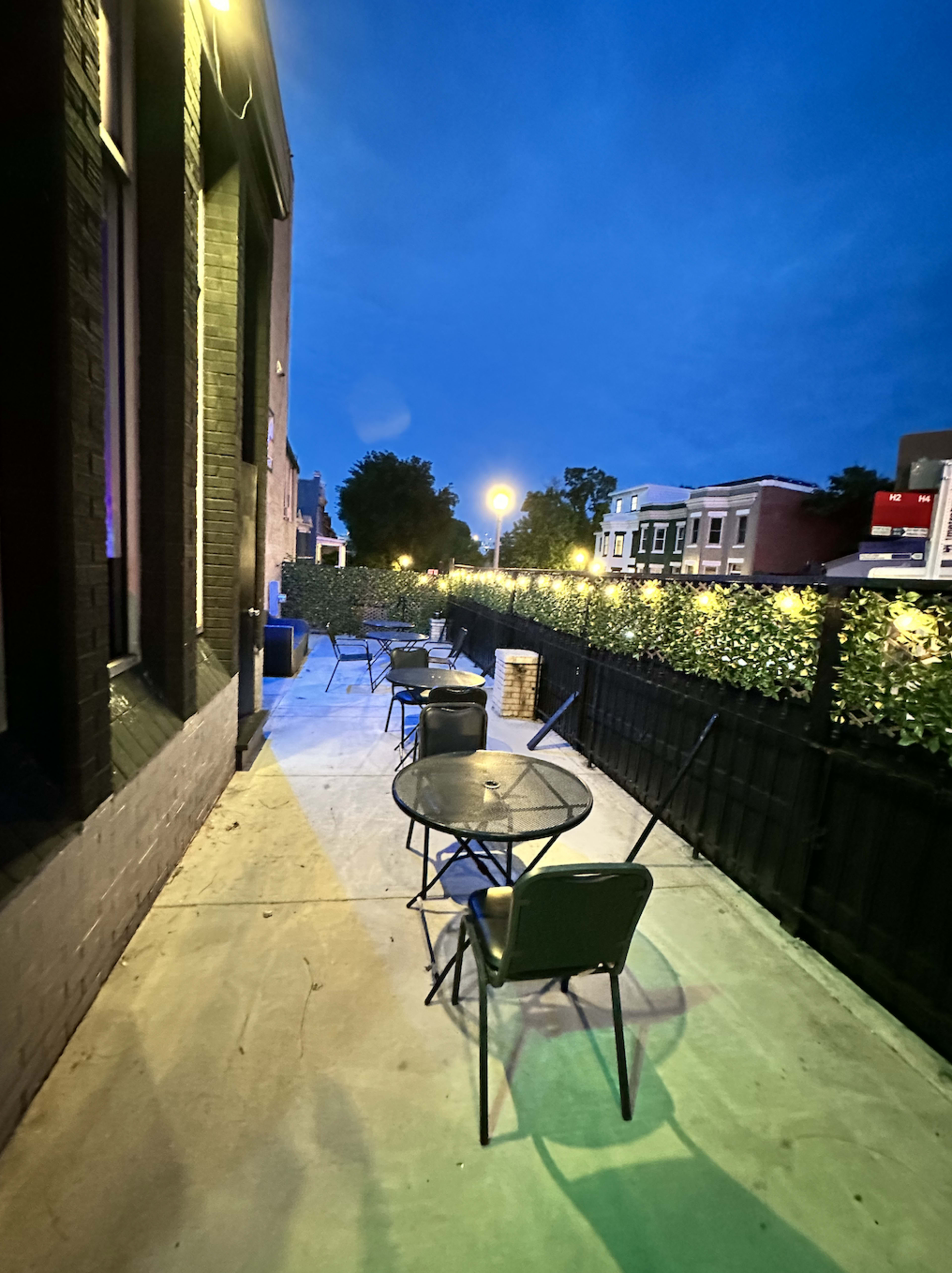 New Outdoor garden Space in the heart of Washington Dc Image in Northwest Washington, Washington DC, DC