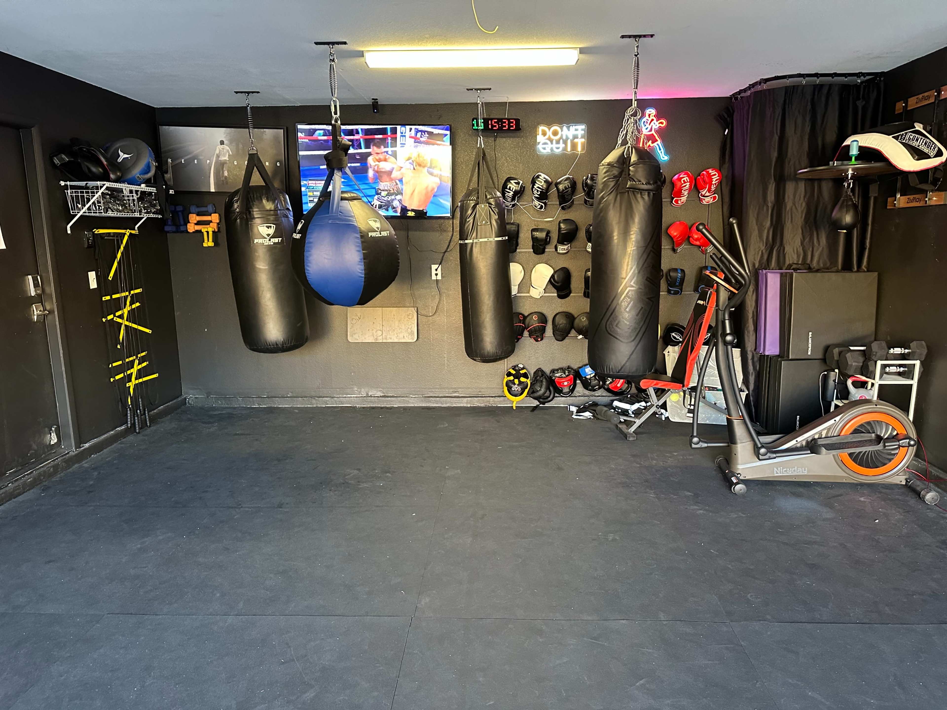 Las Vegas Private Garage Boxing & Fitness Studio Image in Enterprise, Las Vegas, NV