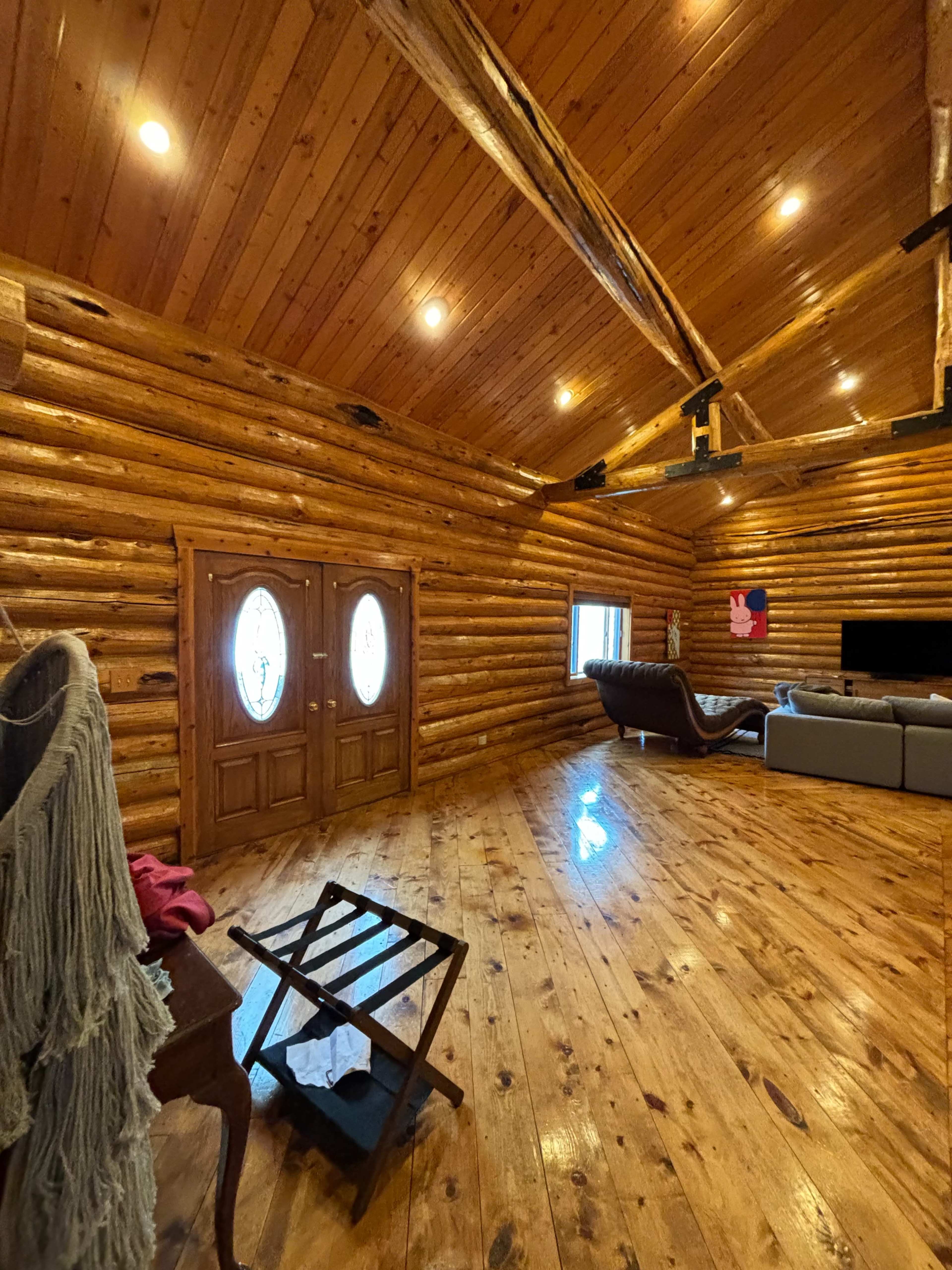 Log Cabin Mansion With Mountain Views Image in , Smithfield, UT