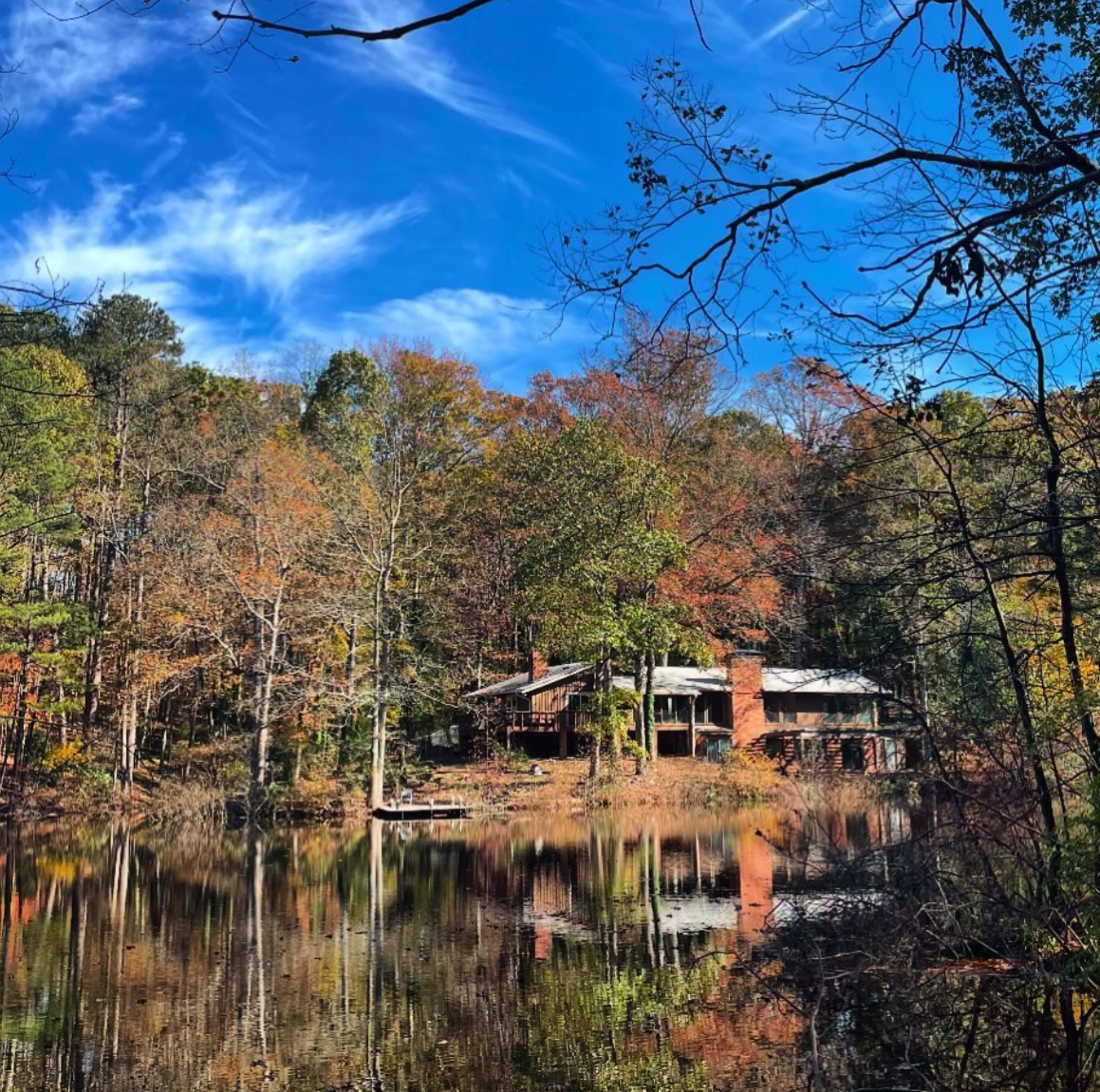 Lake House on 21 acres with Military Base Image in , Stockbridge, GA