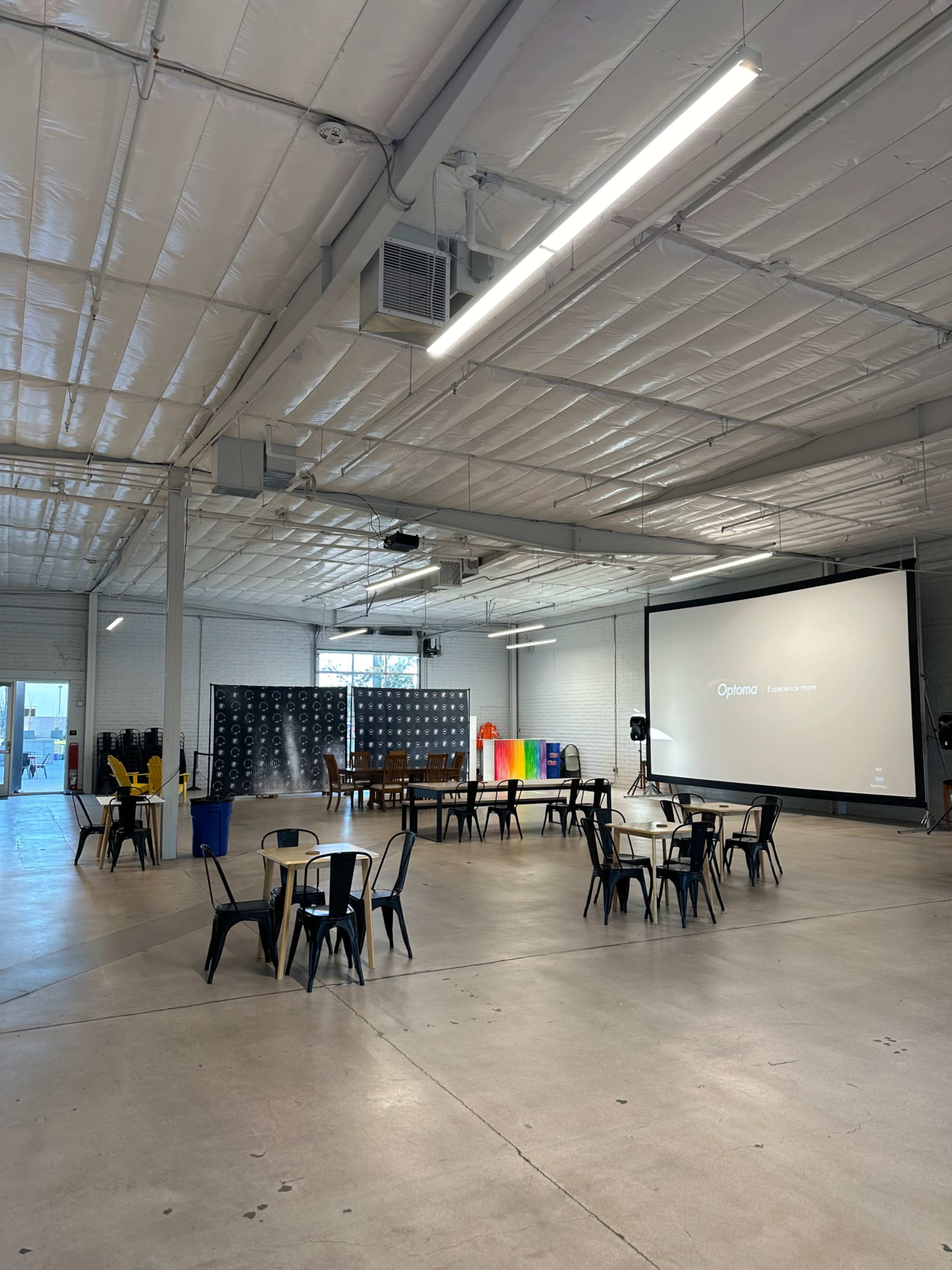 Industrial Warehouse with Natural Lighting Image in Tempe, Tempe, AZ