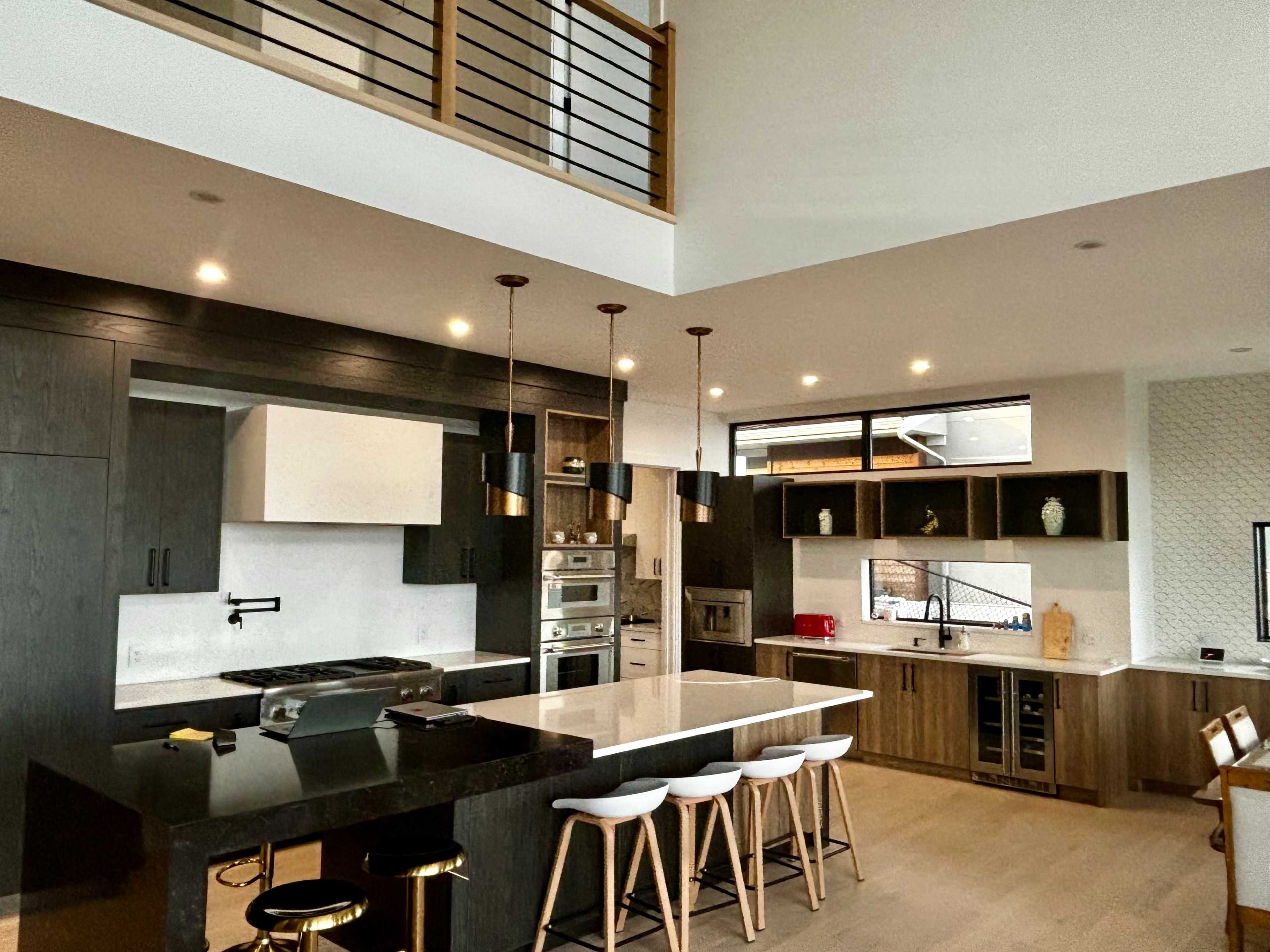 180 degree lake view house on a hill in a high end neighbourhood Image in Southwest Mission, Kelowna, BC