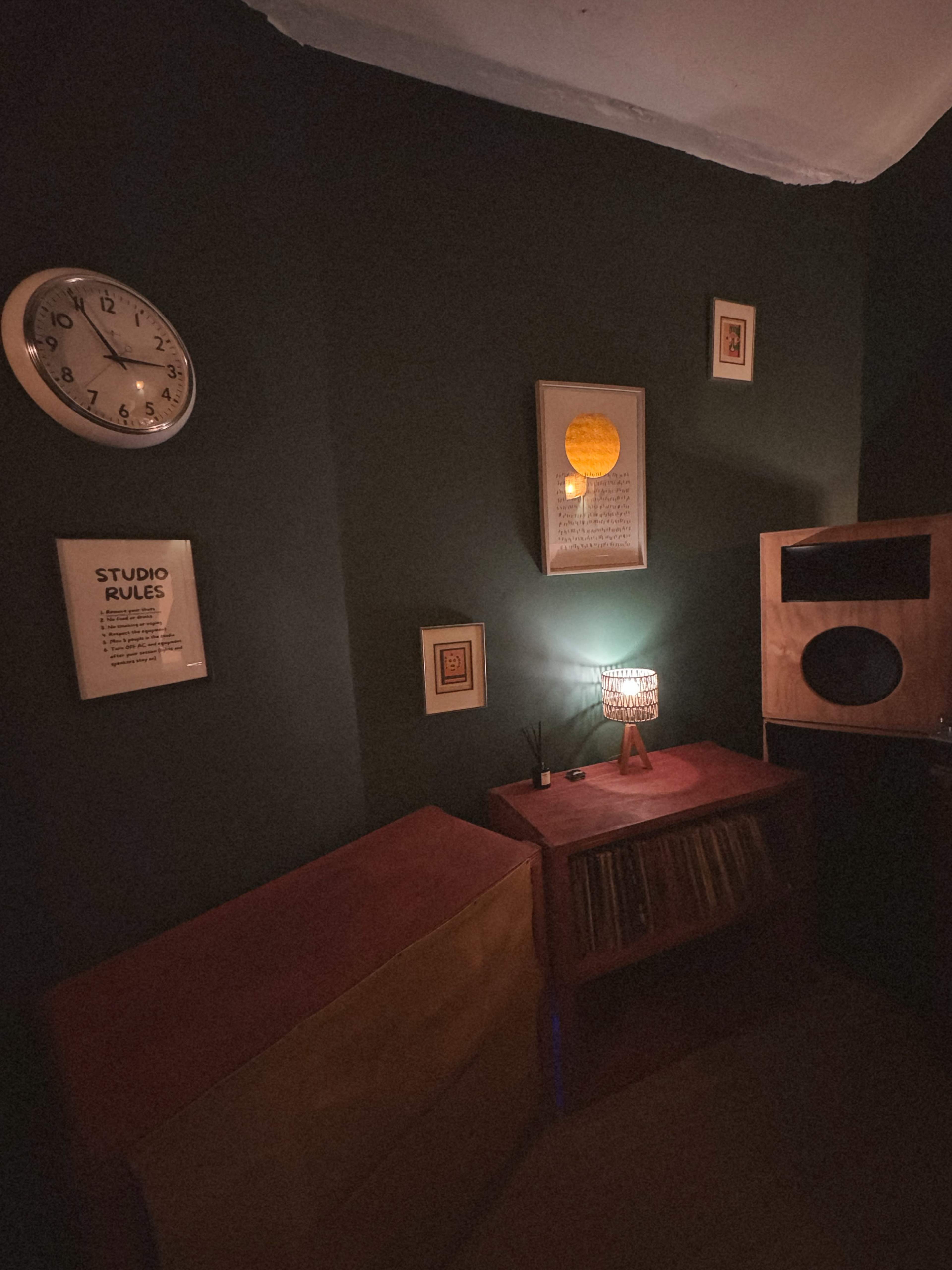 24/7 Vinyl and Digital DJ practice studio Image in East Williamsburg, Brooklyn, NY