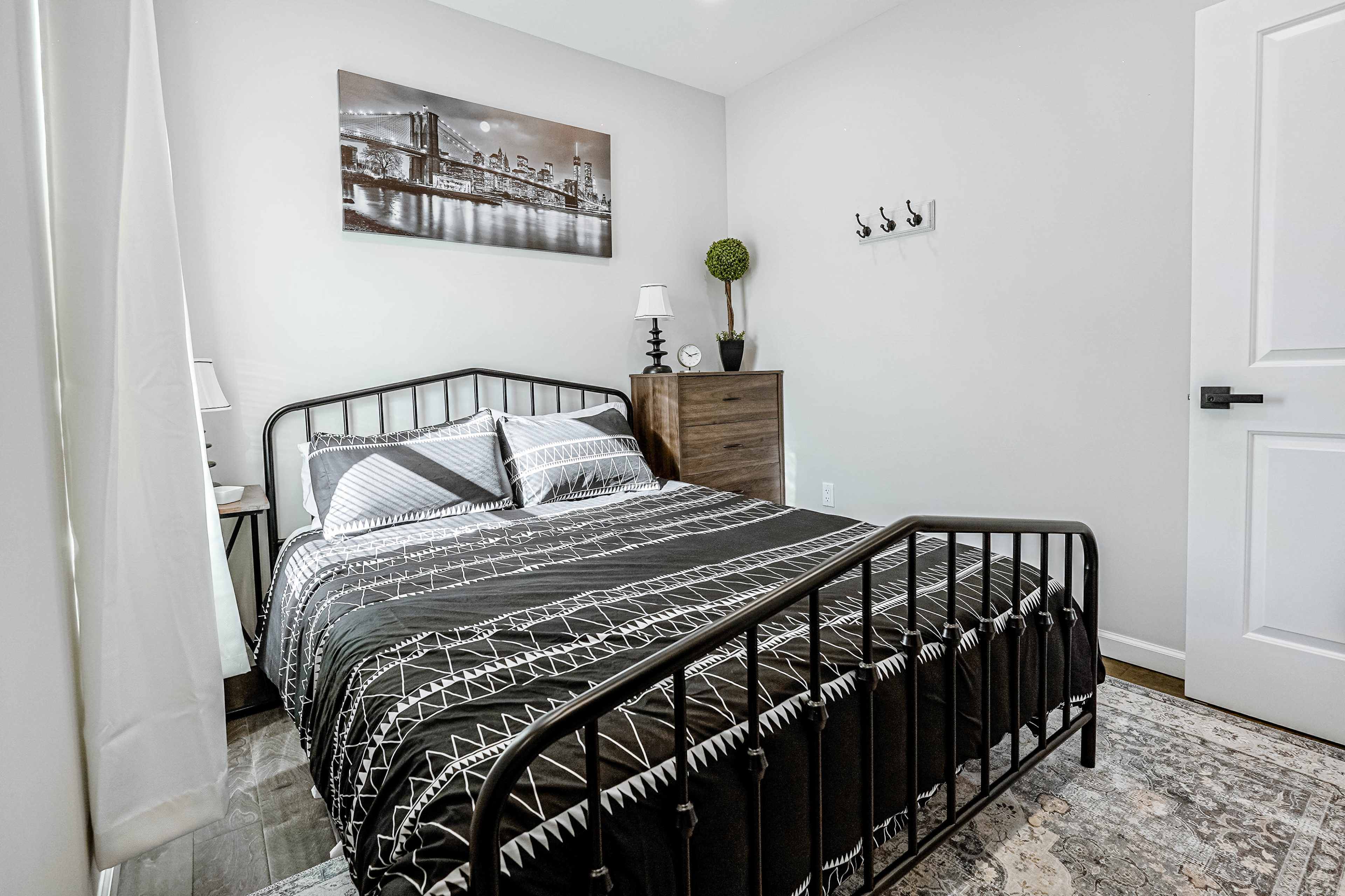 The City of Dreams Apartment- 3 BR/1 Bath newly renovated Image in Cambria Heights, Cambria Heights, NY