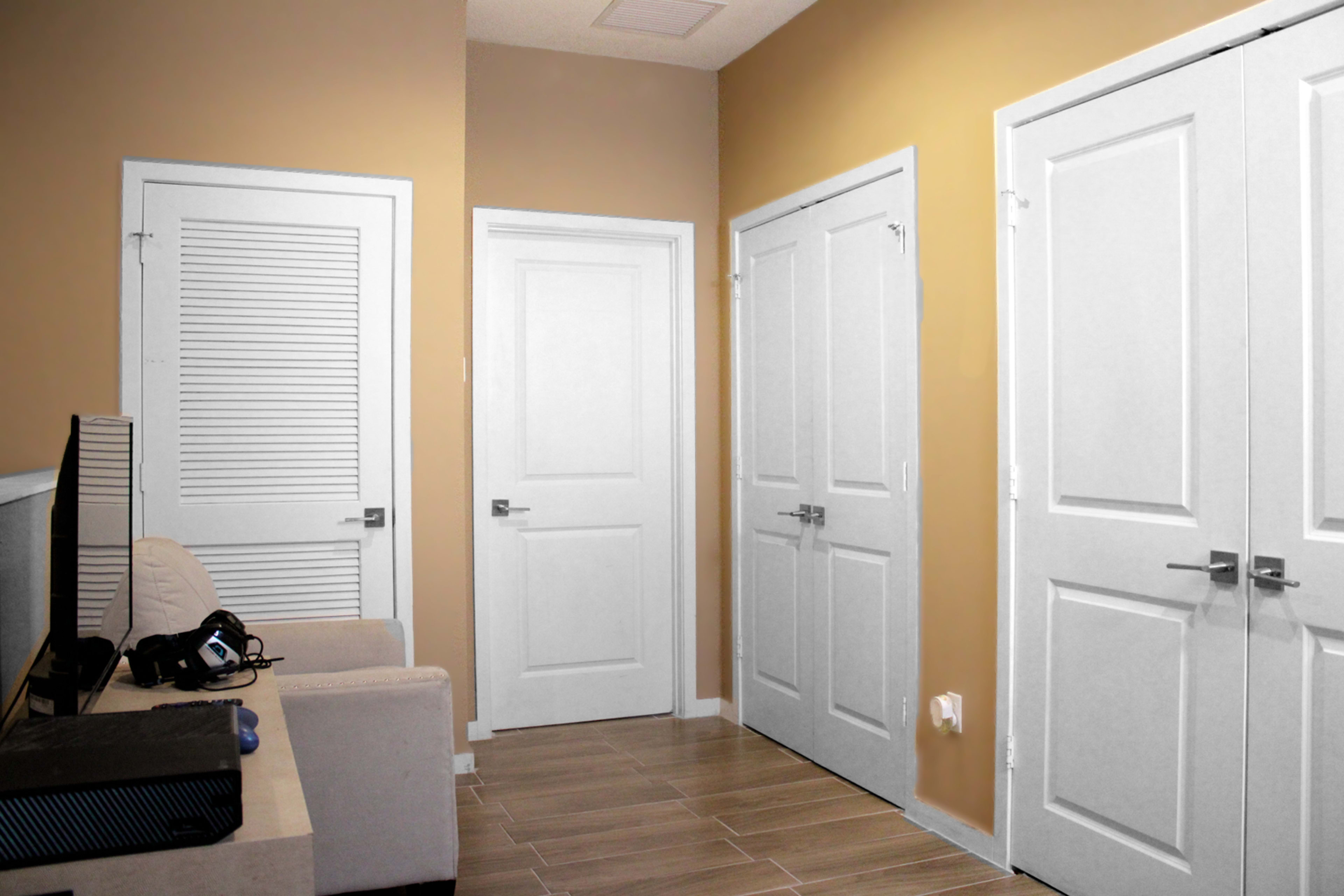 The Swan Home Image in , LAKE WORTH, FL