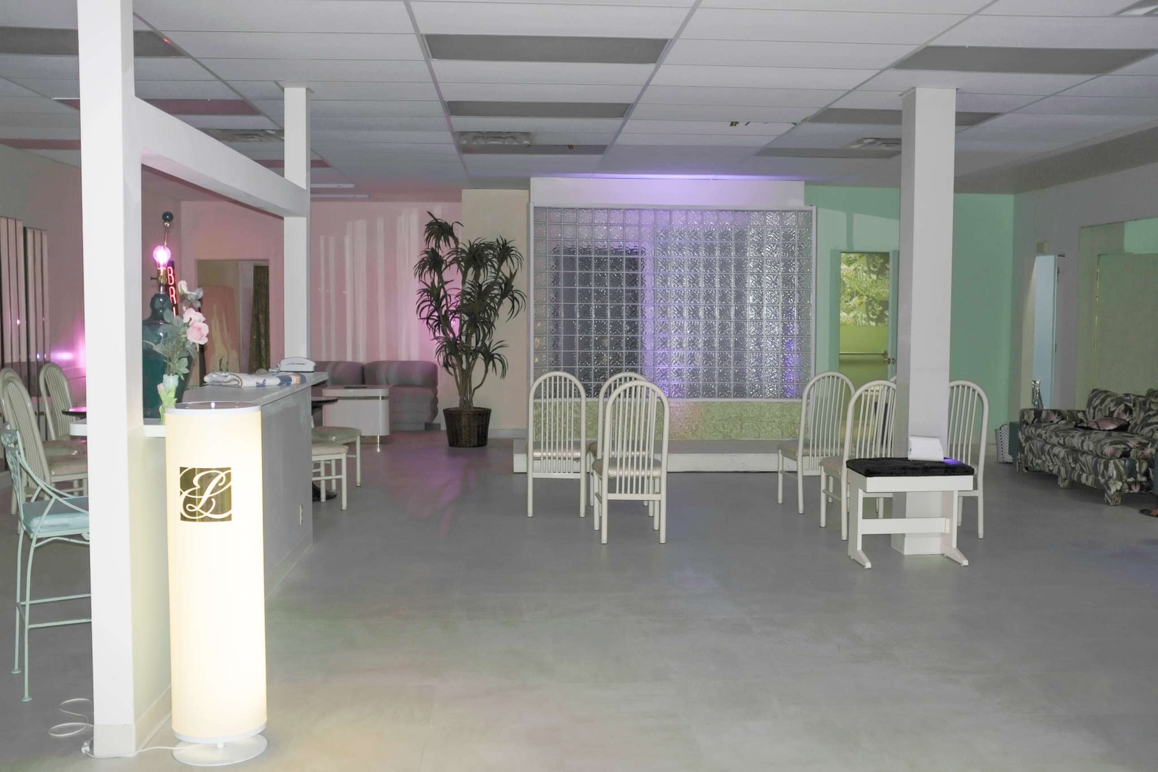 The Dive Bar of Wedding Venues dressed up as Miami in the 80s Image in North Saint Paul, North St Paul, MN