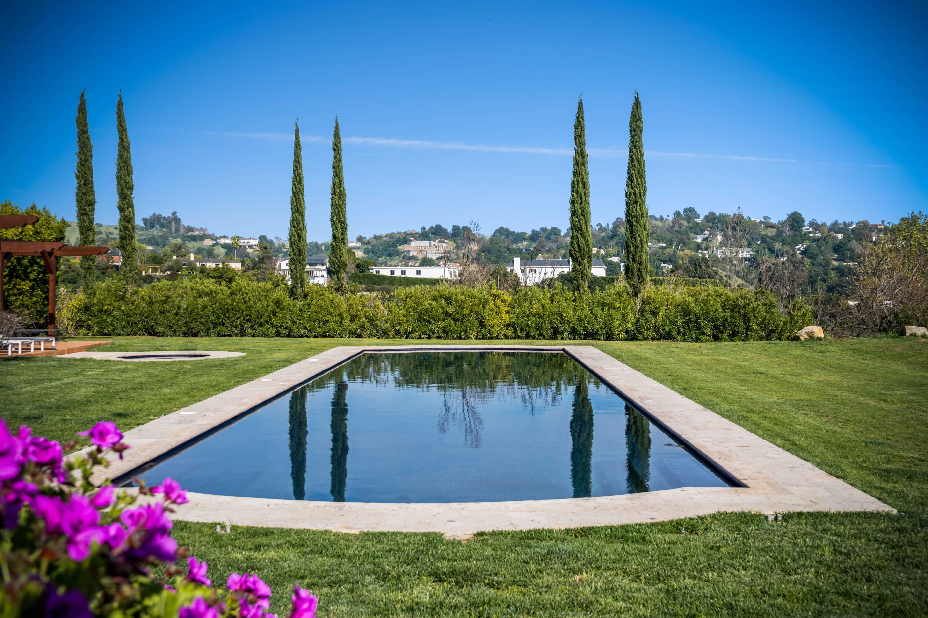 LUXURIOUS OASIS: BENEDICT CANYON'S CINEMATIC GEM Image in Beverly Glen, Beverly Hills, CA