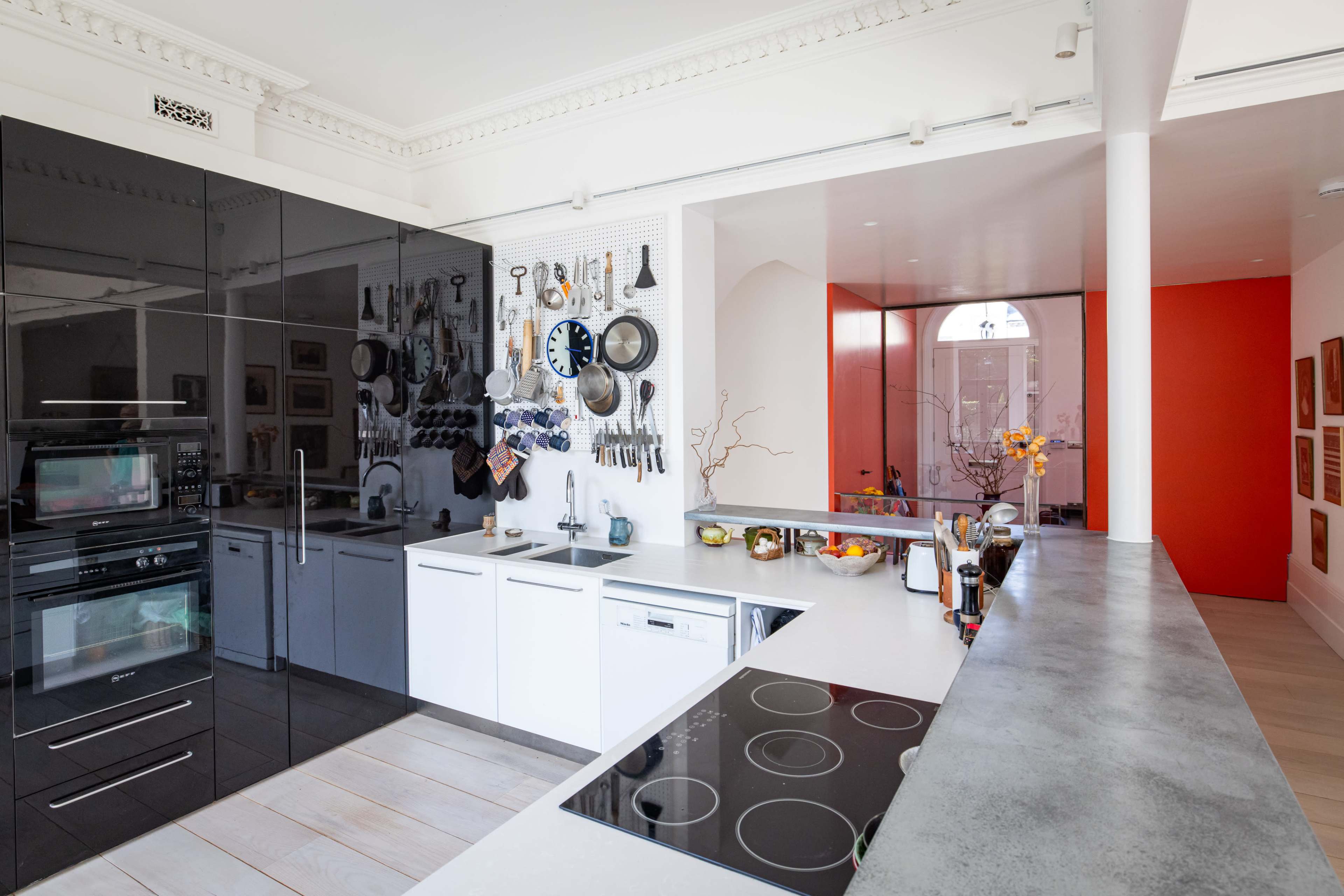 Elegant and light filled, architect designed, conversion of Victorian villa. Image in Highgate, London, ENG