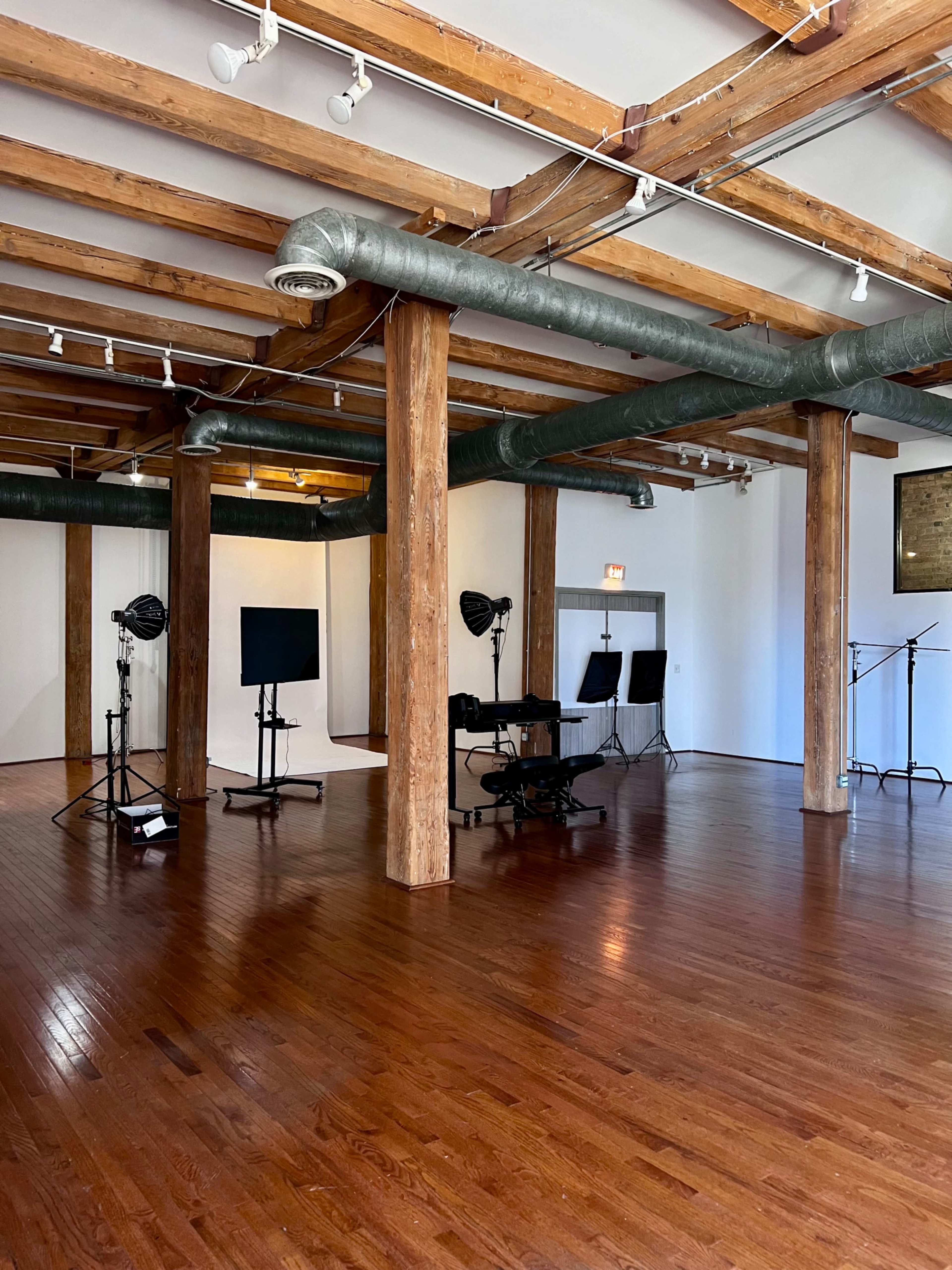 West Loop Loft Studio Image in West Town, Chicago, IL