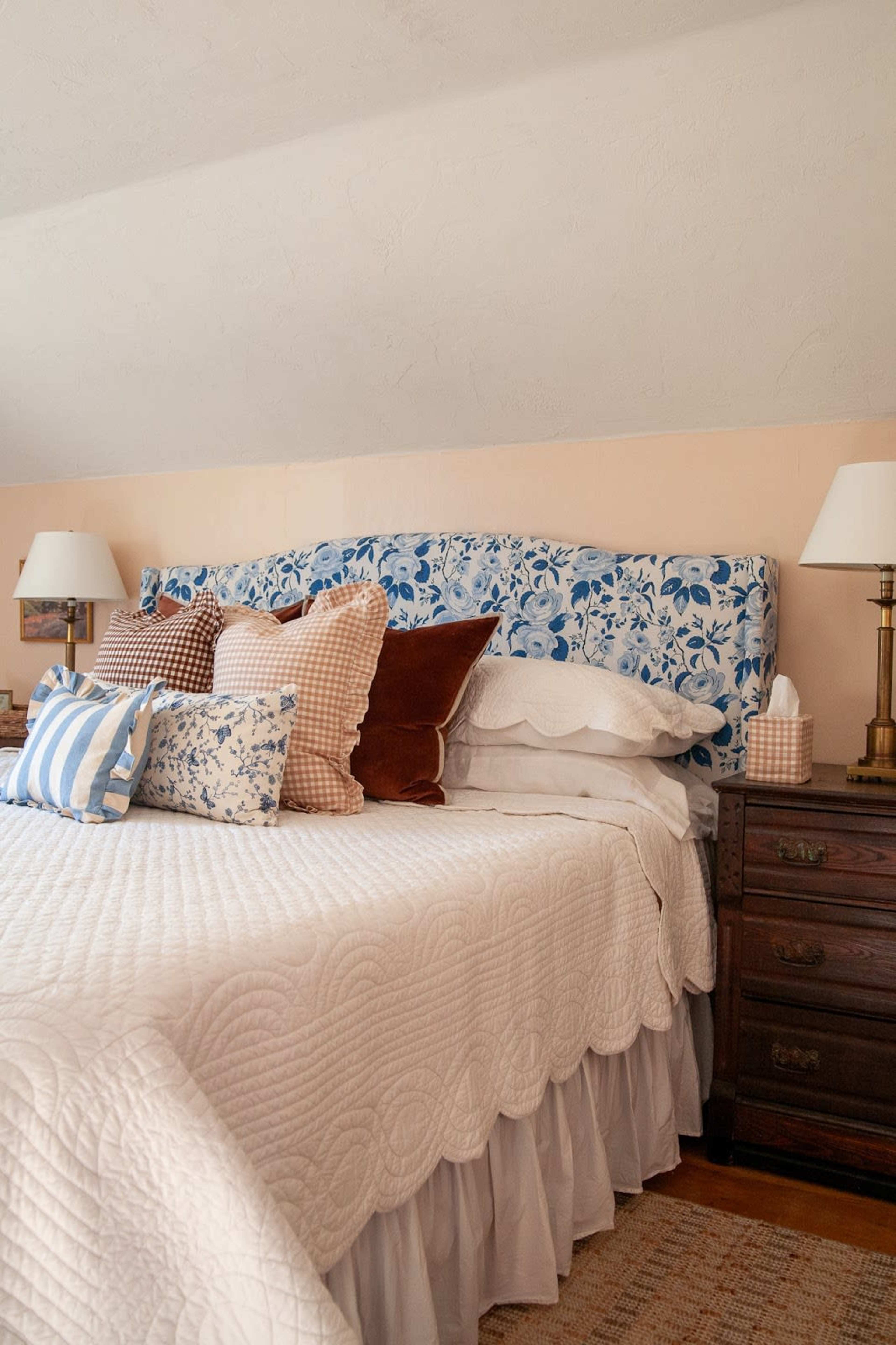 Charming historic downtown neighborhood and welcoming home Image in Hillsboro, Hillsboro, OR