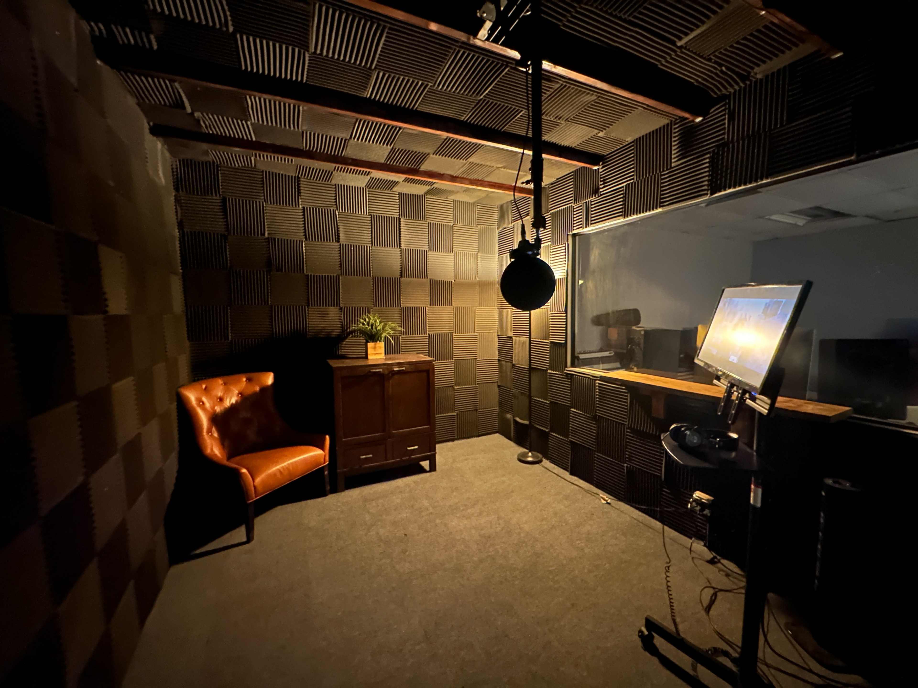 Vocal Booth Space Downtown LA Image in South Los Angeles, Los Angeles, CA