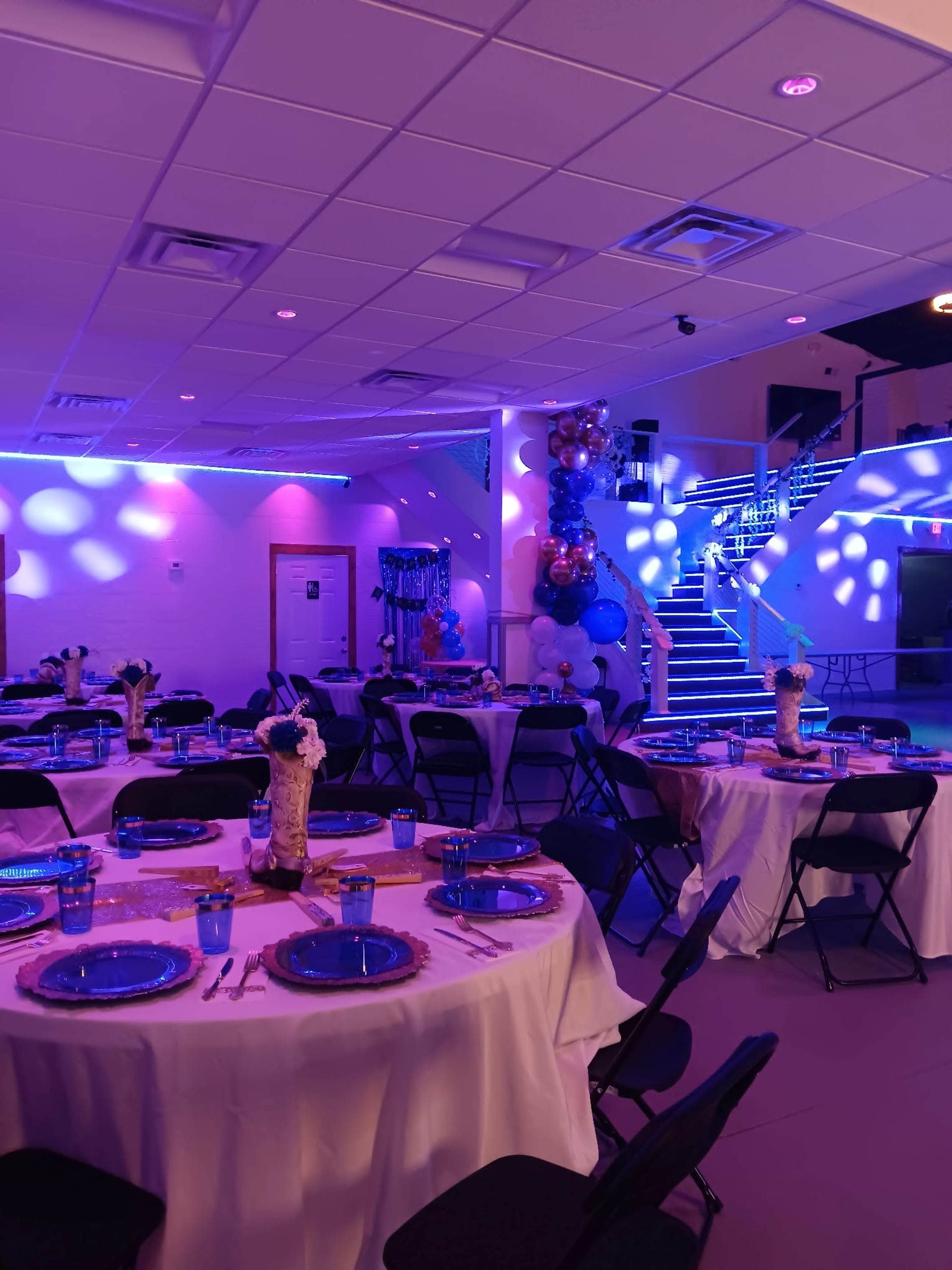 Suburban modern venue Image in , Quinlan, TX