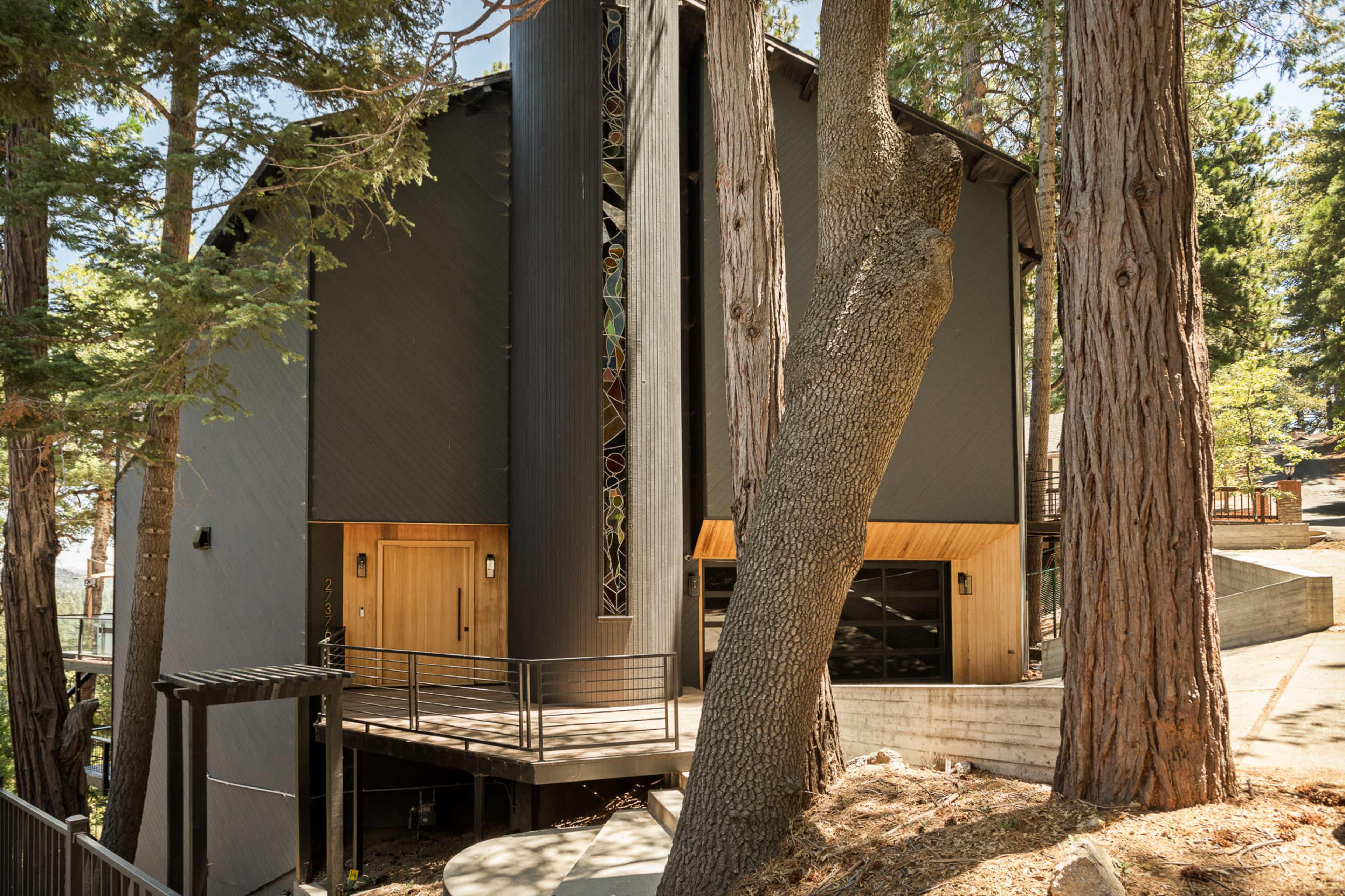 Pinnacle Point Lake House Image in Lake Arrowhead, Lake Arrowhead, CA