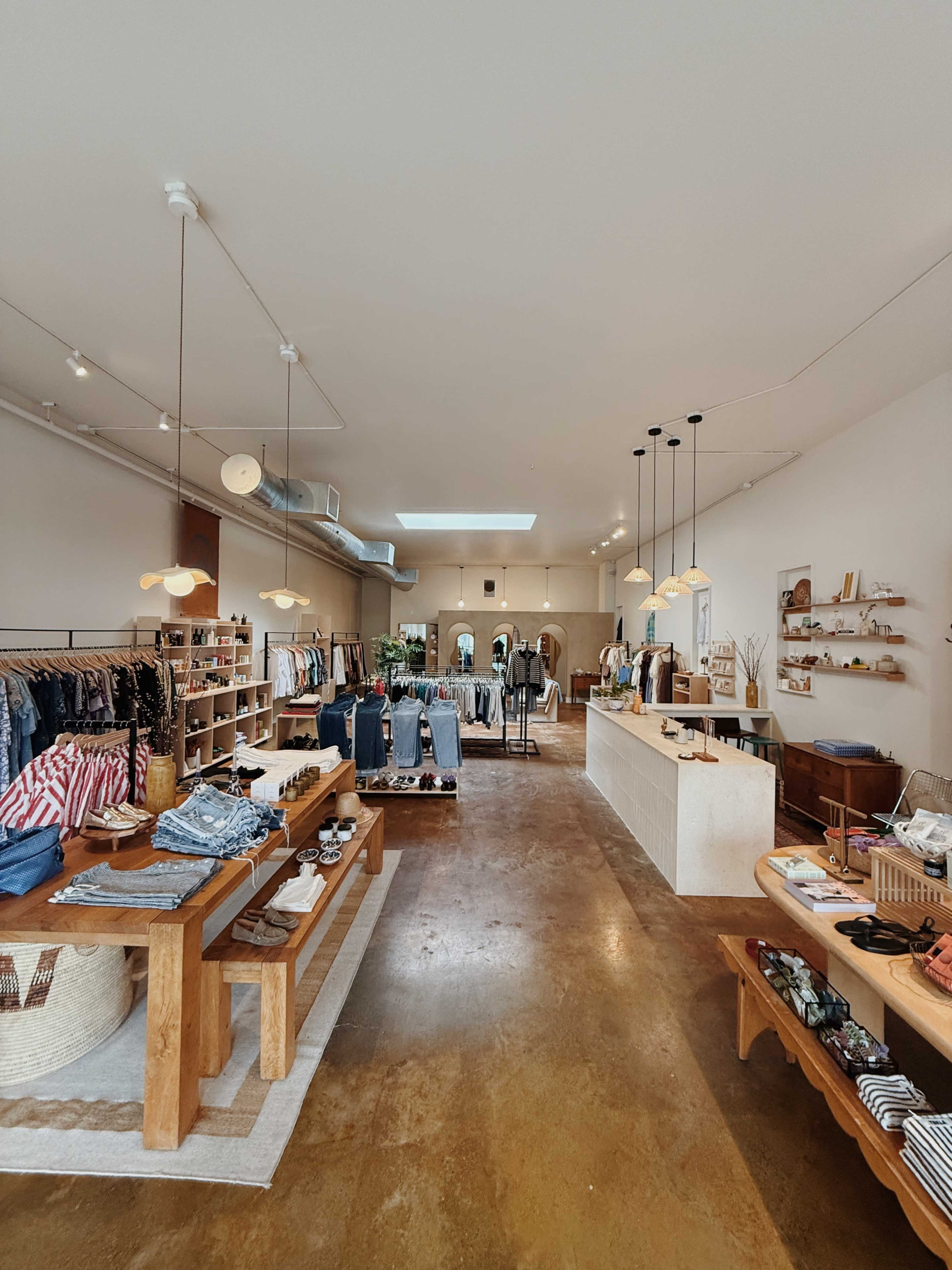 West Seattle Retail Gathering Space Image in North Admiral, SEATTLE, WA