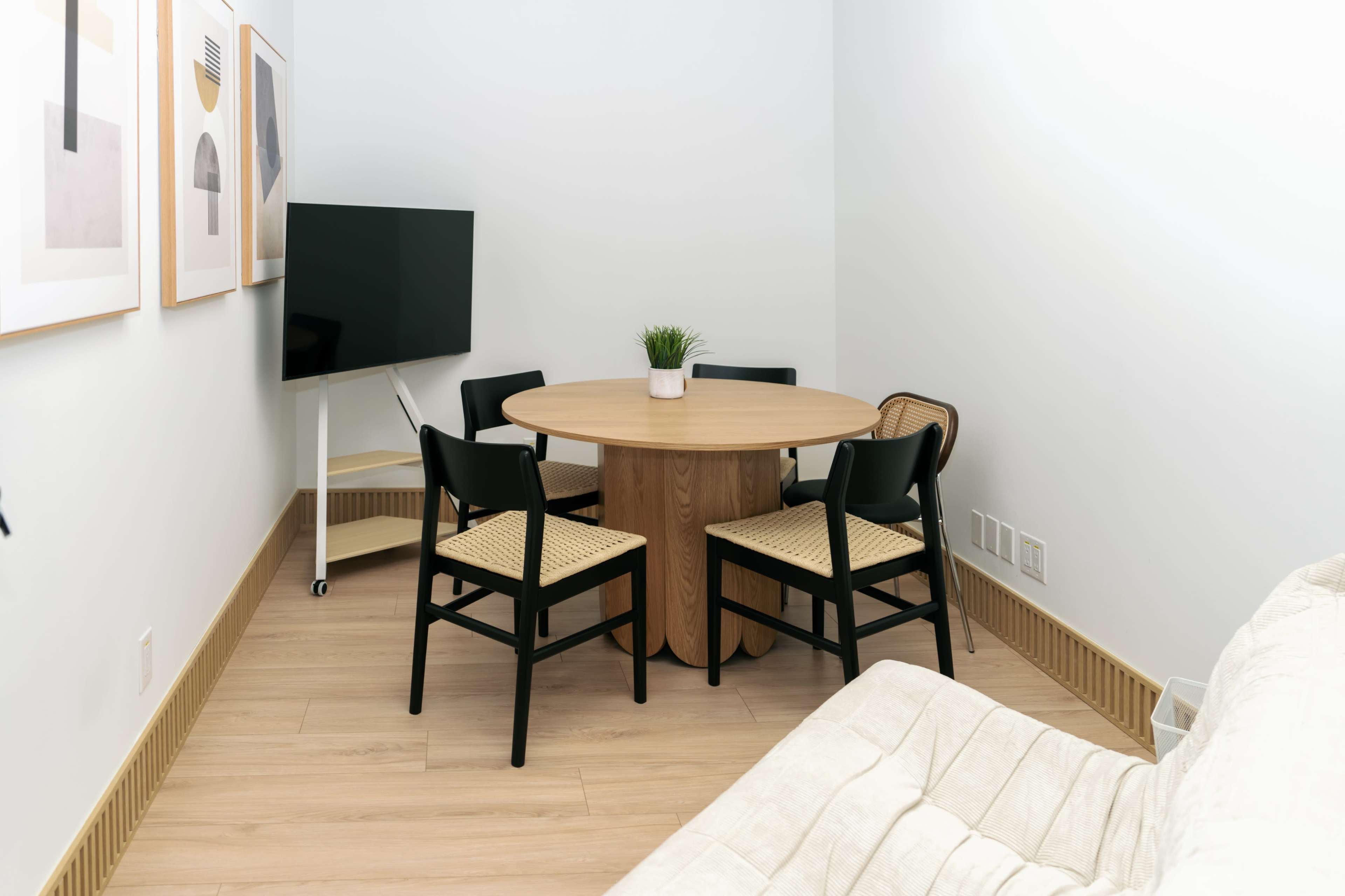 Private Meeting Room in West Broadway Image in Fairview, Vancouver, BC