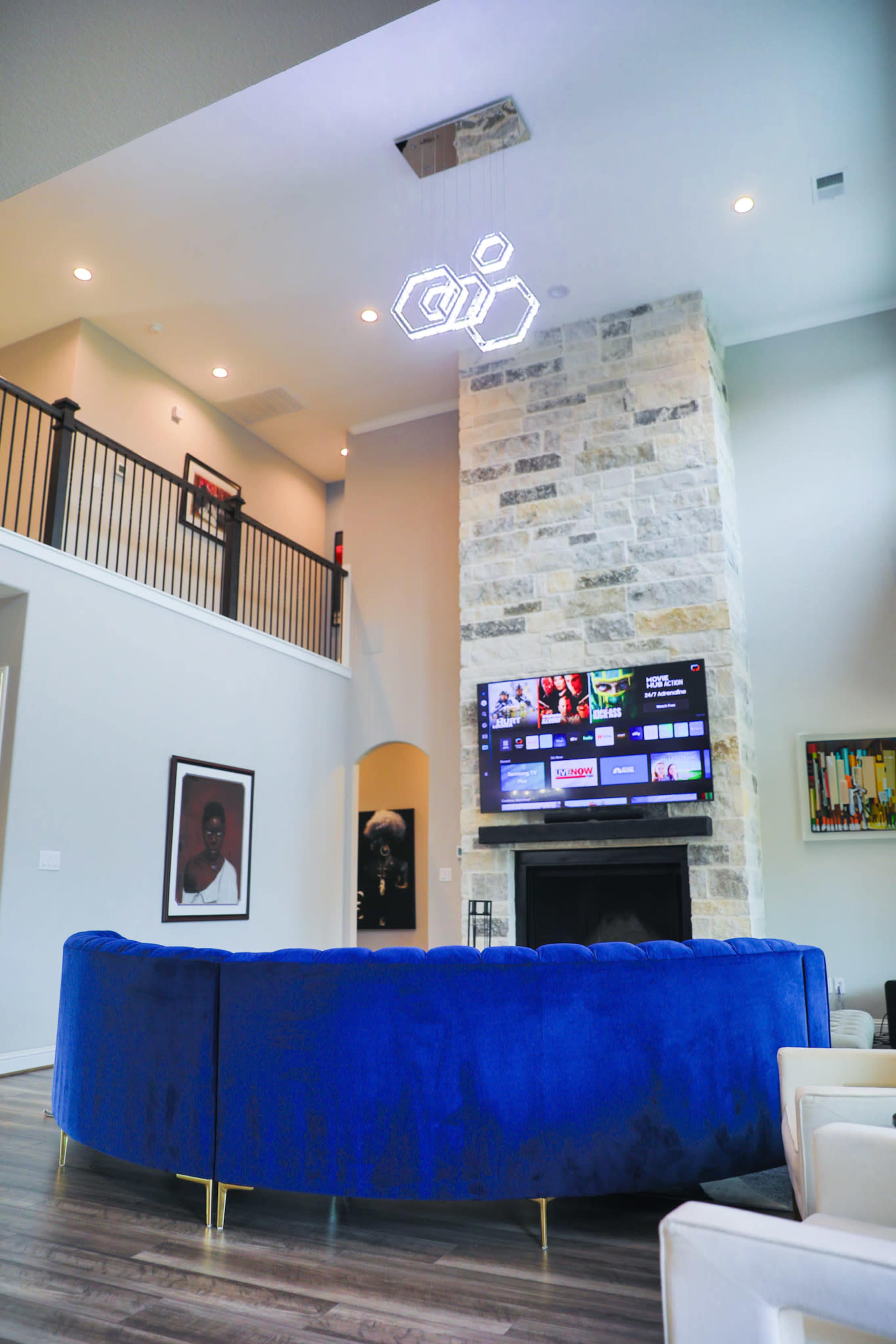 Luxury Country Home with Sunset View Image in Prairie View, Prairie View, TX