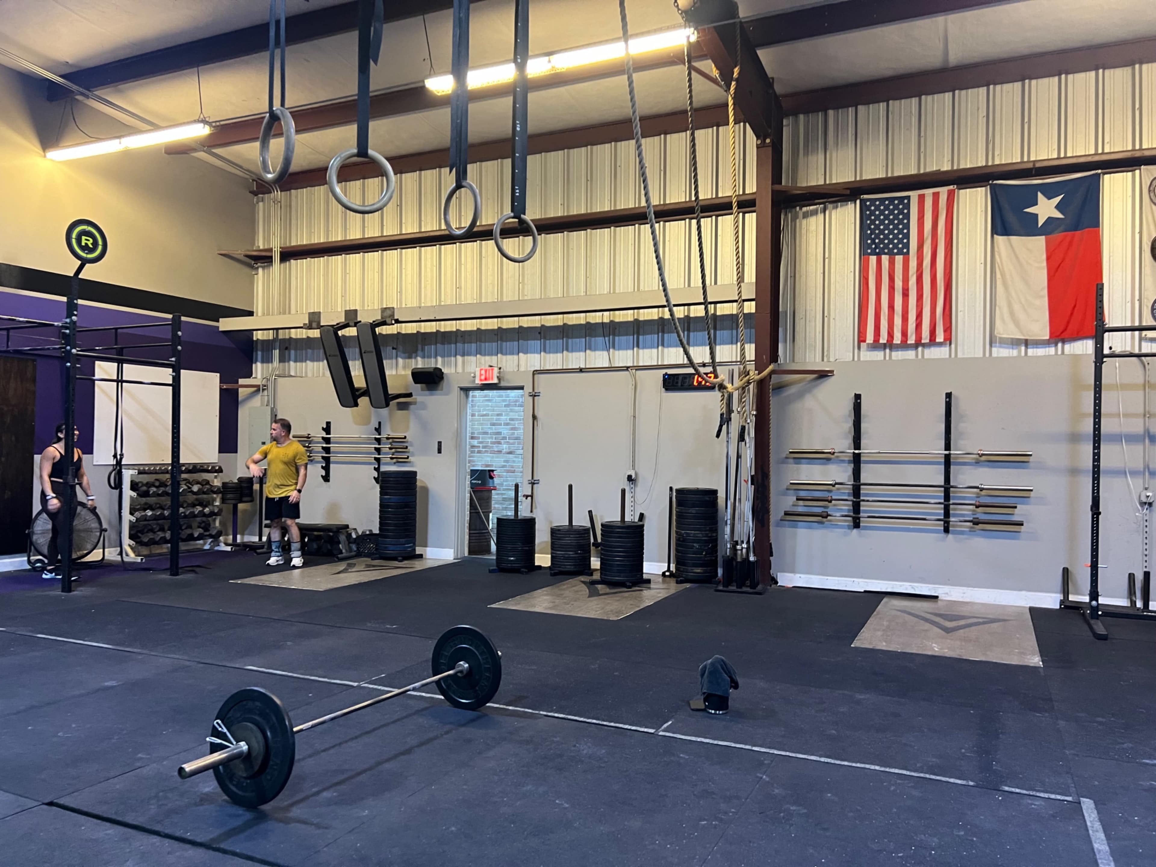 Crossfit / functional warehouse gym Image in Williamsburg Settlement, Katy, TX