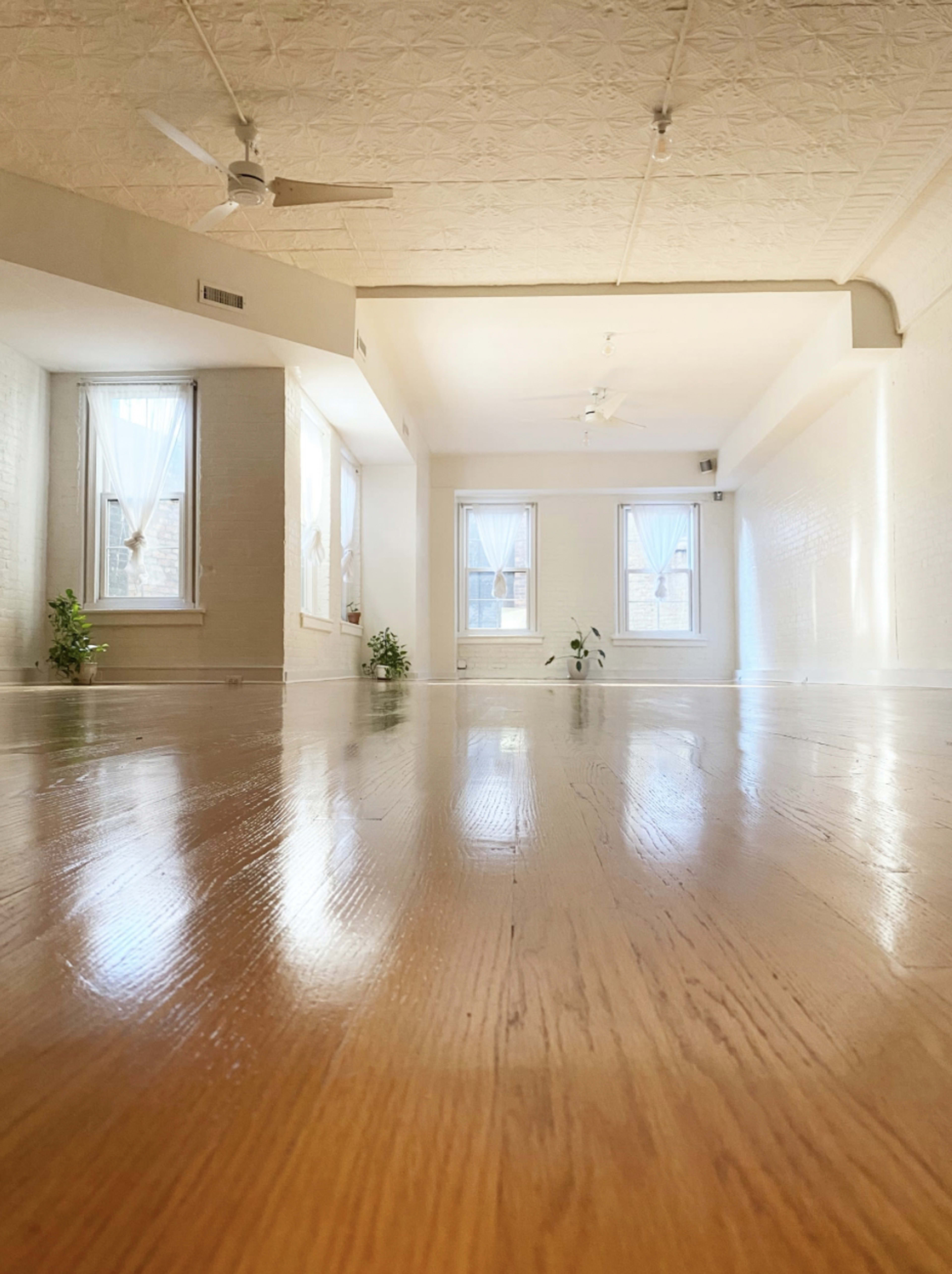 Welcome to SaltDrop Studio – A Vibrant Space for Movement, Creativity, and Community Image in Midtown Manhattan, New York, NY