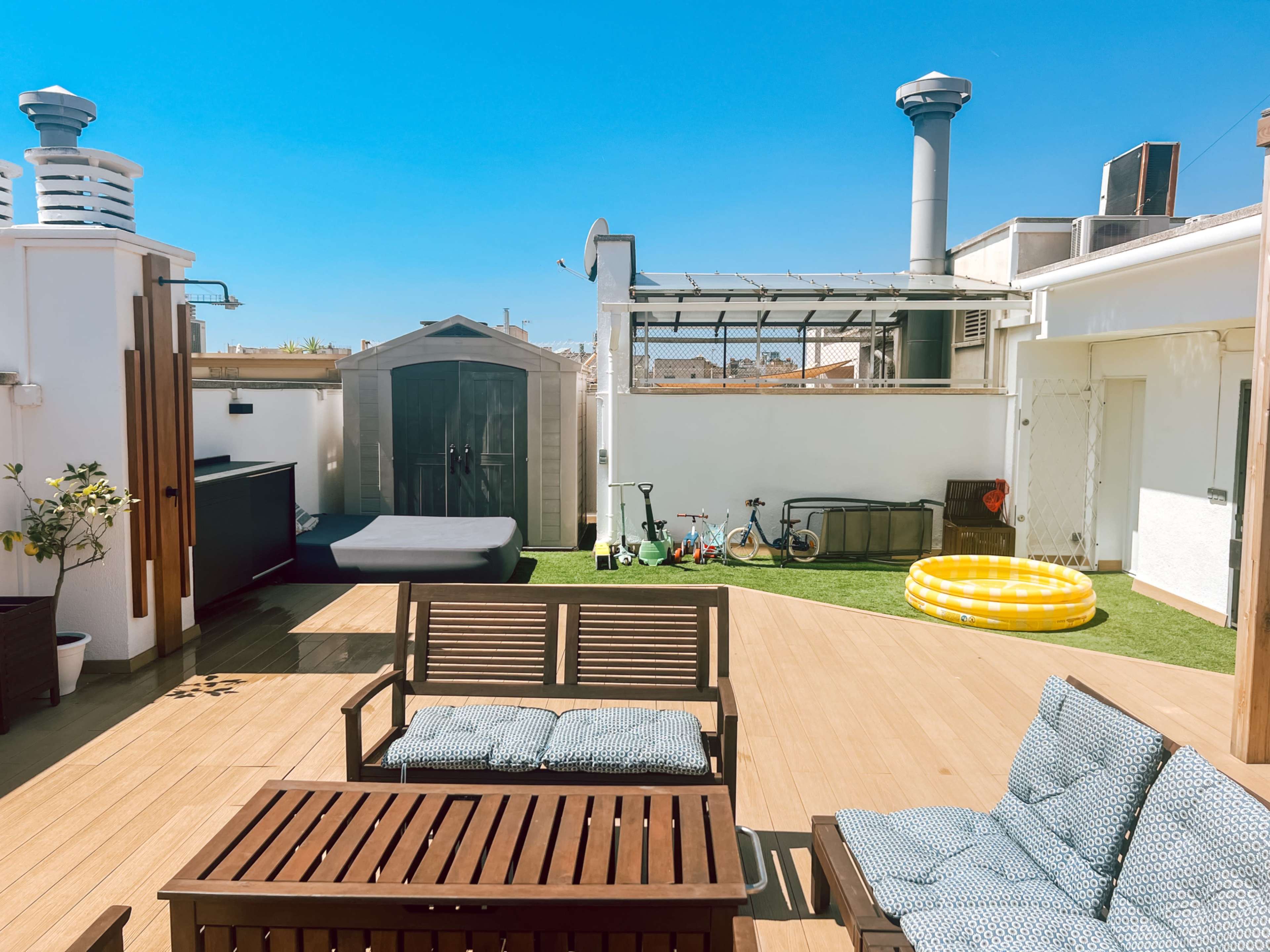 130sqm Rooftop overlooking Sagrada Familia Image in Camp d'en Grassot i Gràcia Nova, Barcelona, B
