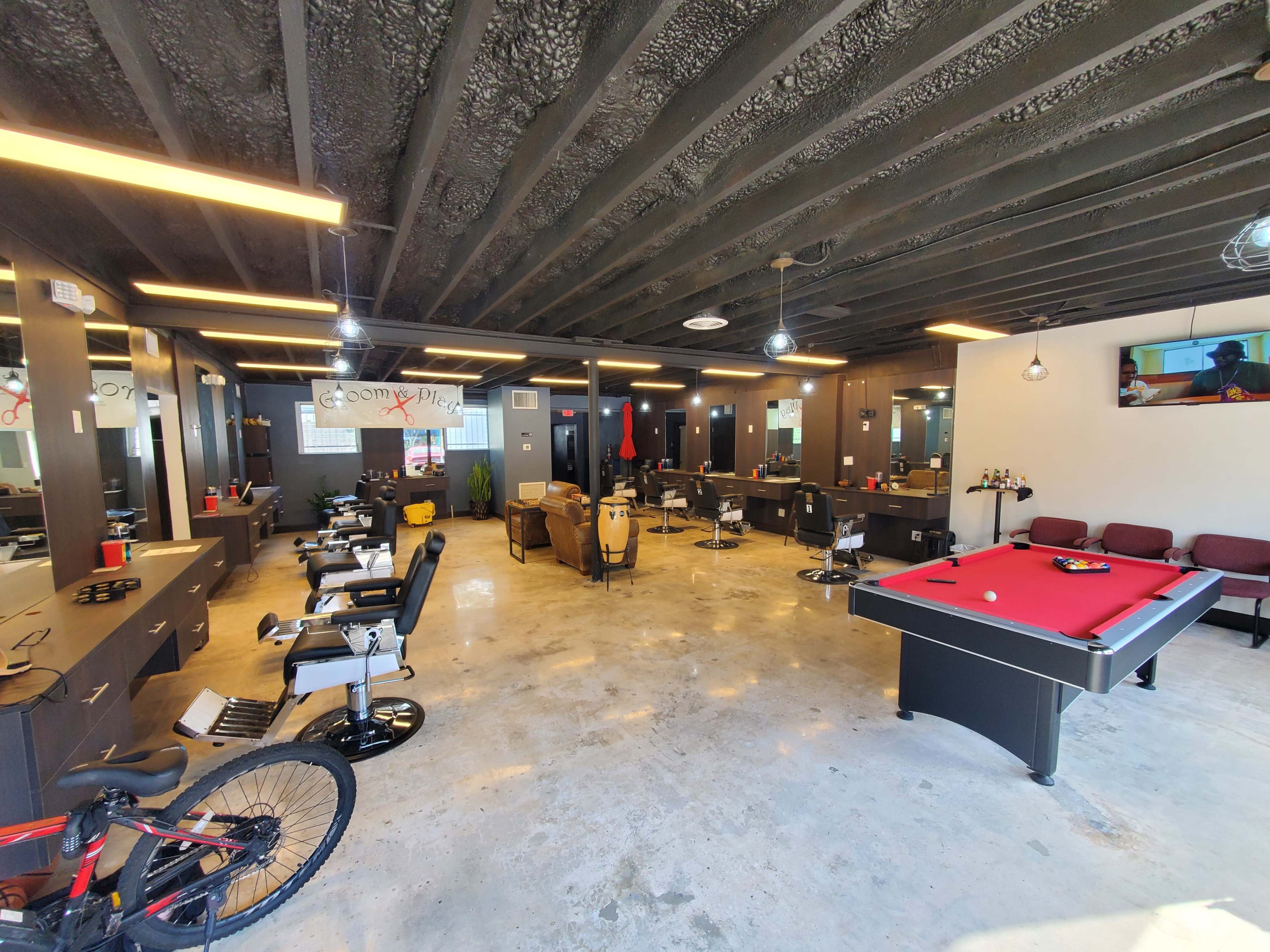 Modern and Industrial Barber Shop space Image in Northwest, Jacksonville, FL