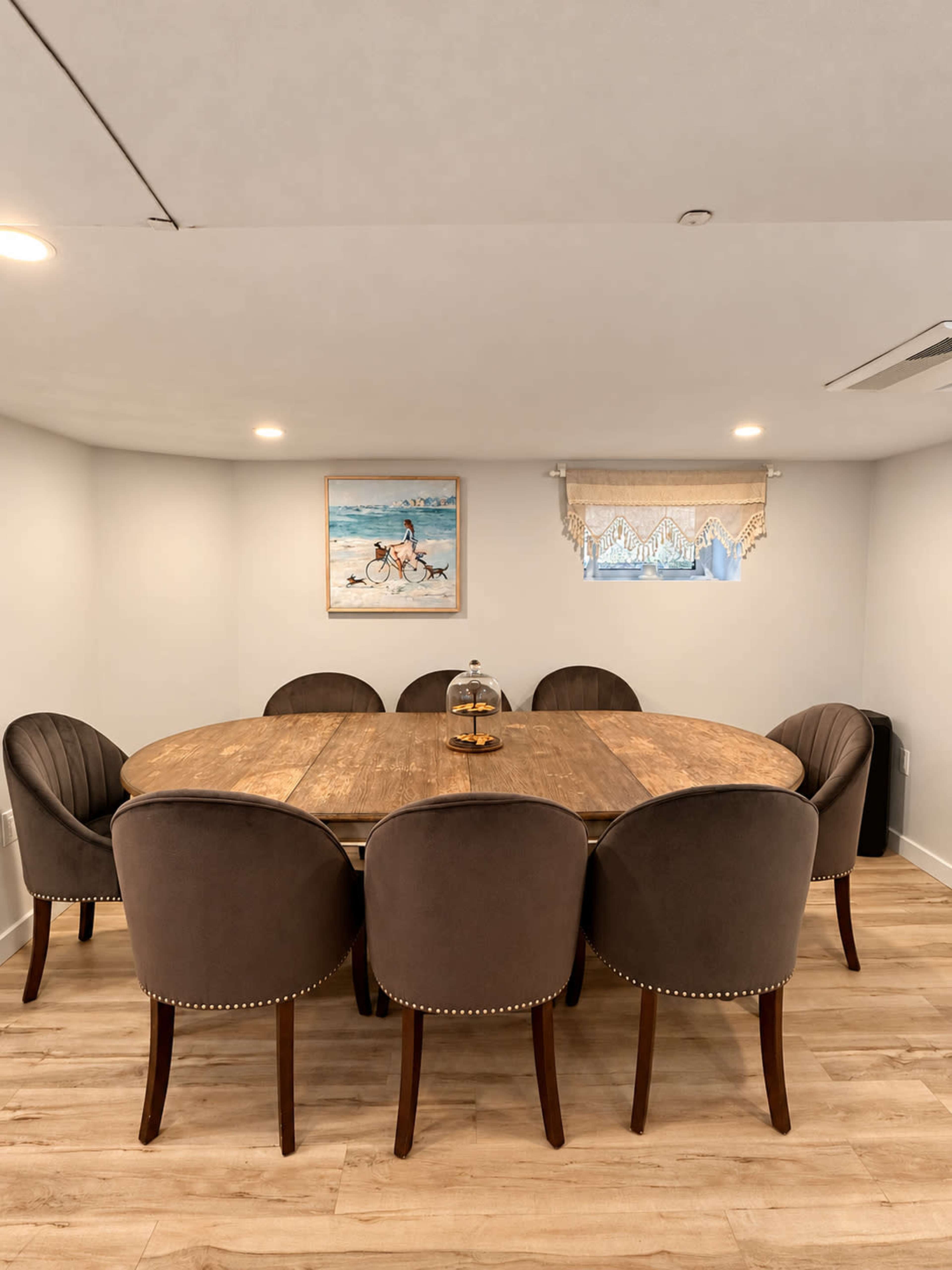 Cozy Waltham Gathering Space with Piano & Private Entrance Image in North Waltham, Waltham, MA