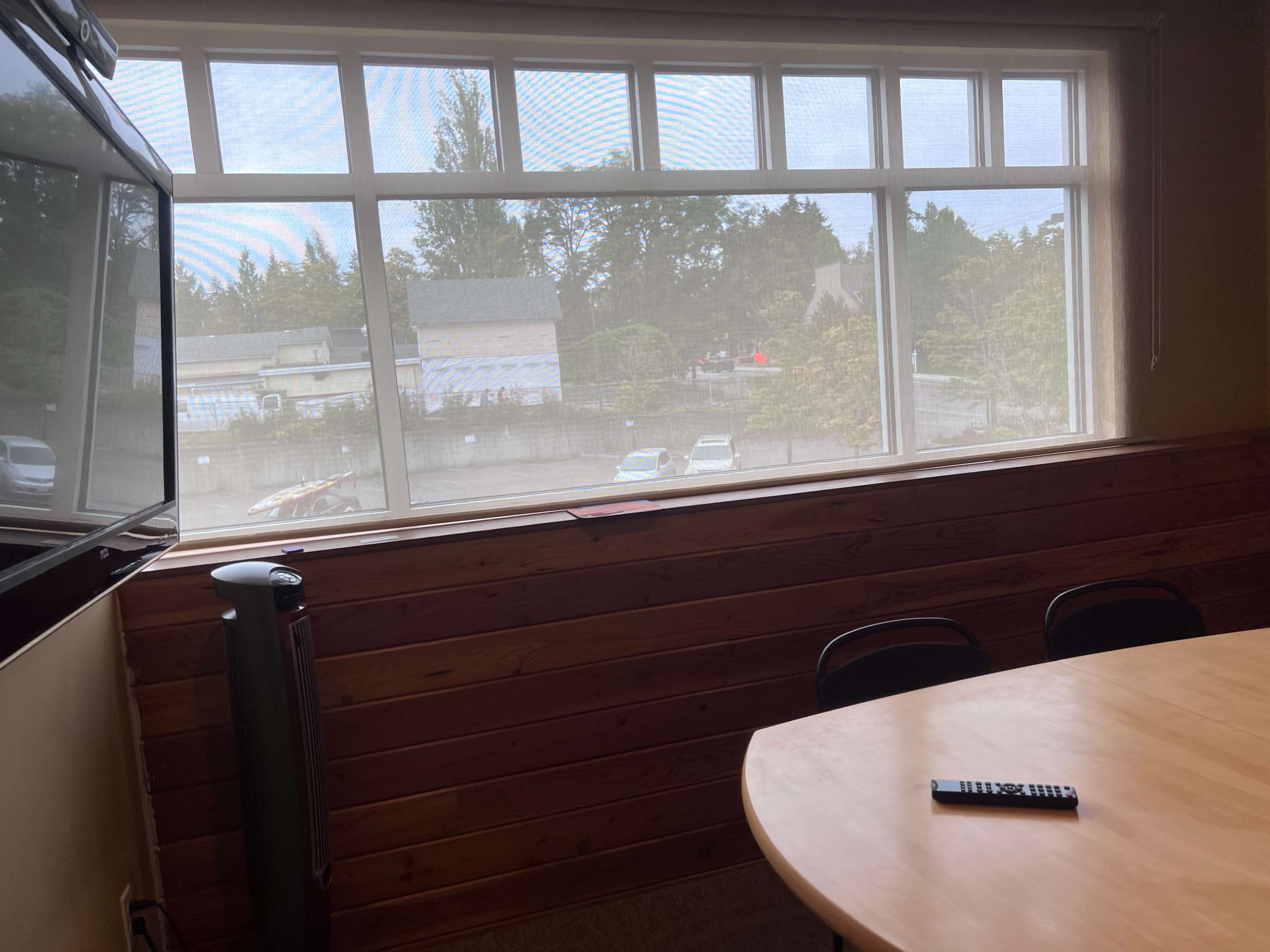 Second floor mid-size meeting room Image in Winslow, Bainbridge Island, WA