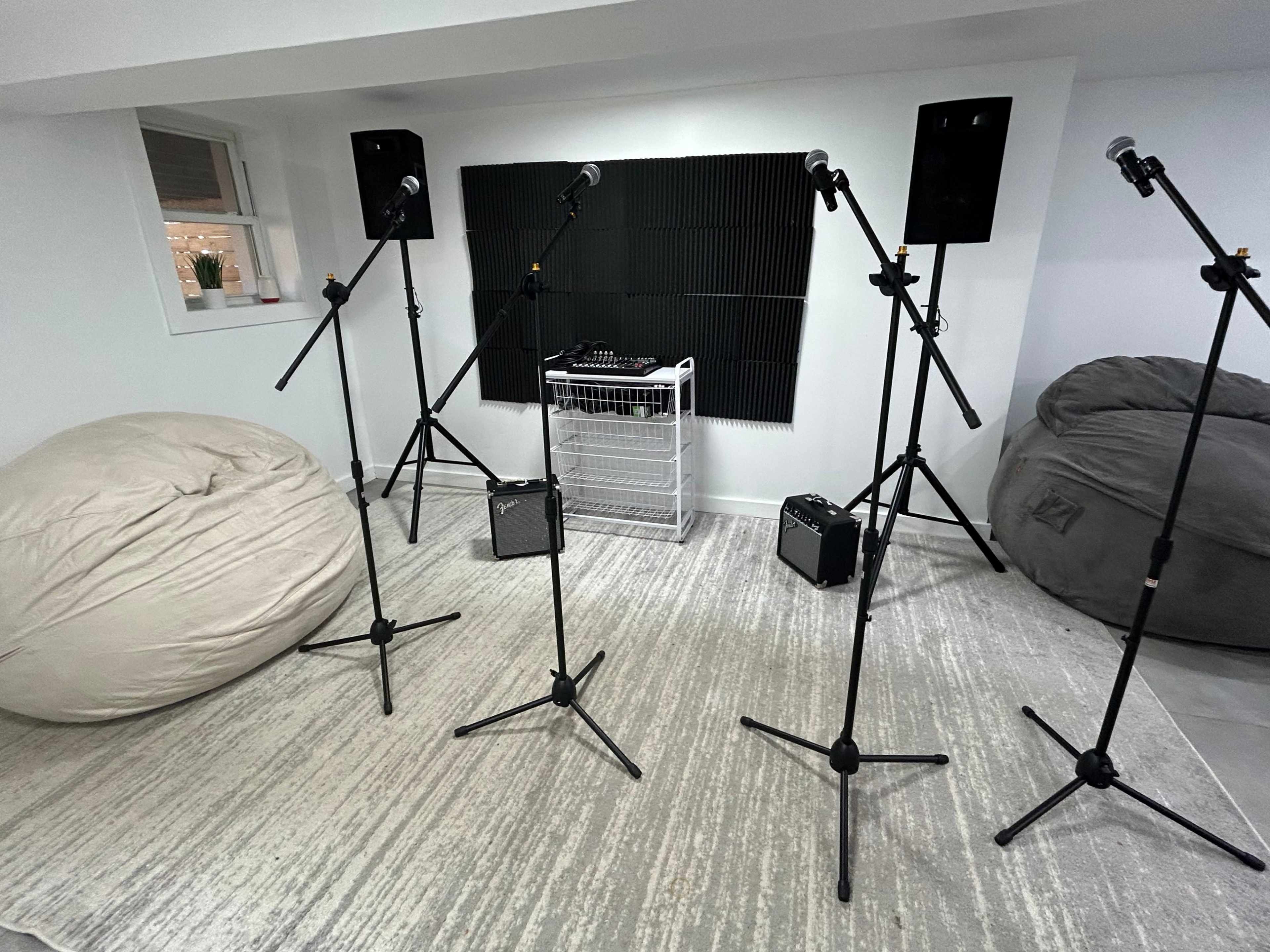 Brooklyn Basement: Your Rehearsal and Recording Space Image in Cypress Hills, Brooklyn, NY