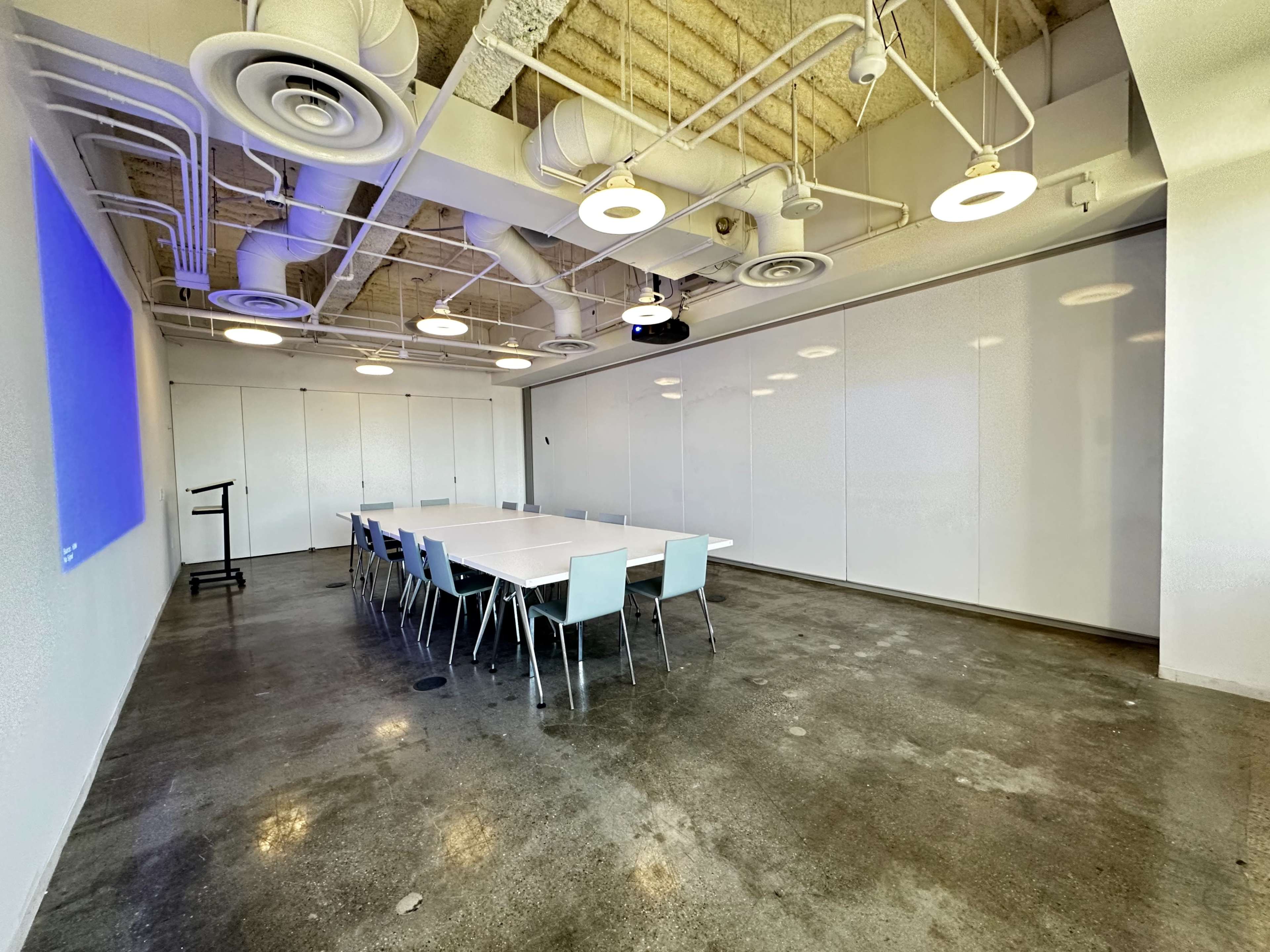 The Wilshire Conference Room Image in Koreatown, Los Angeles, CA