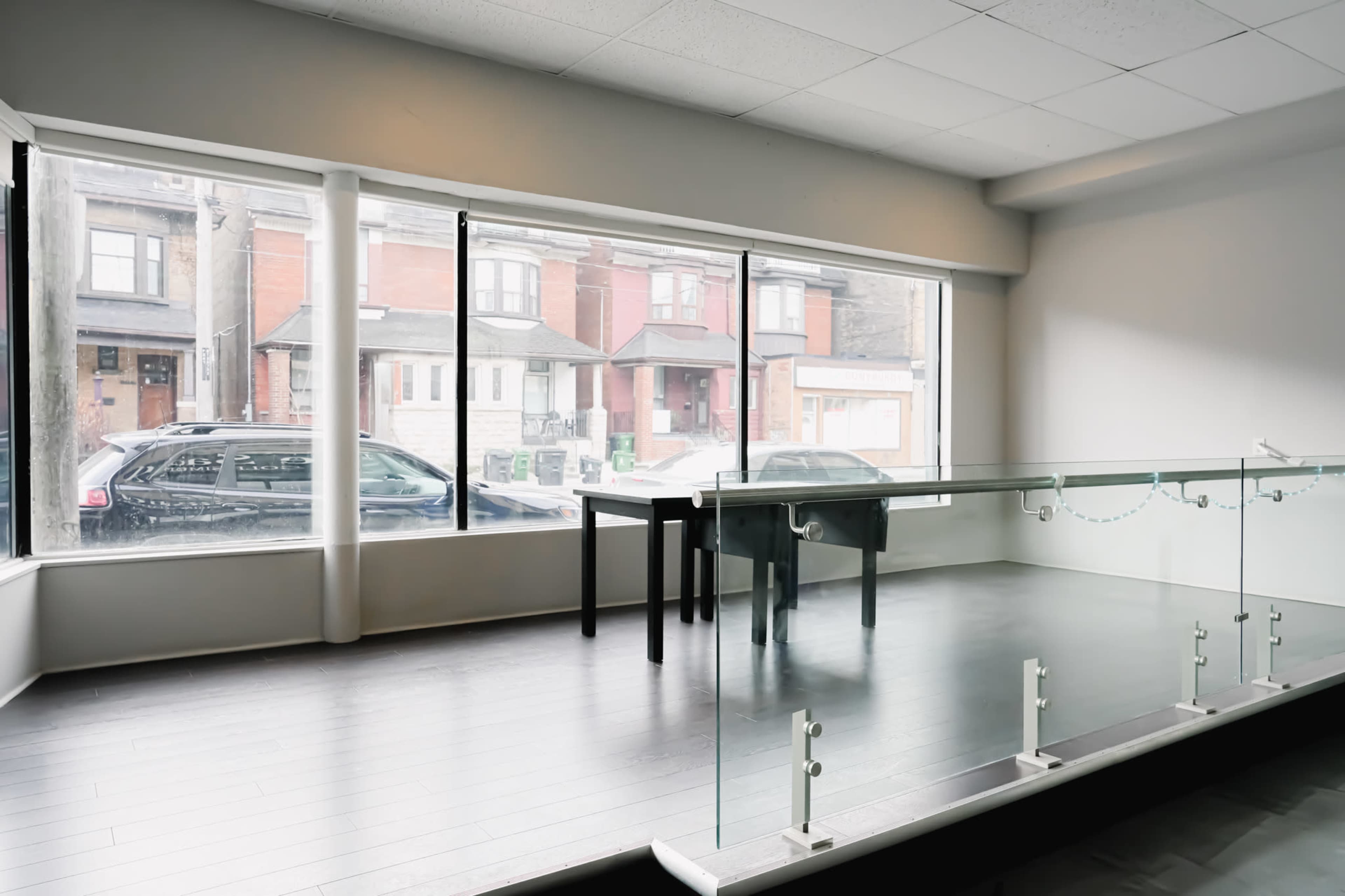 Downtown Indoor Golf Simulator and Lounge Image in Parkdale, Toronto, ON