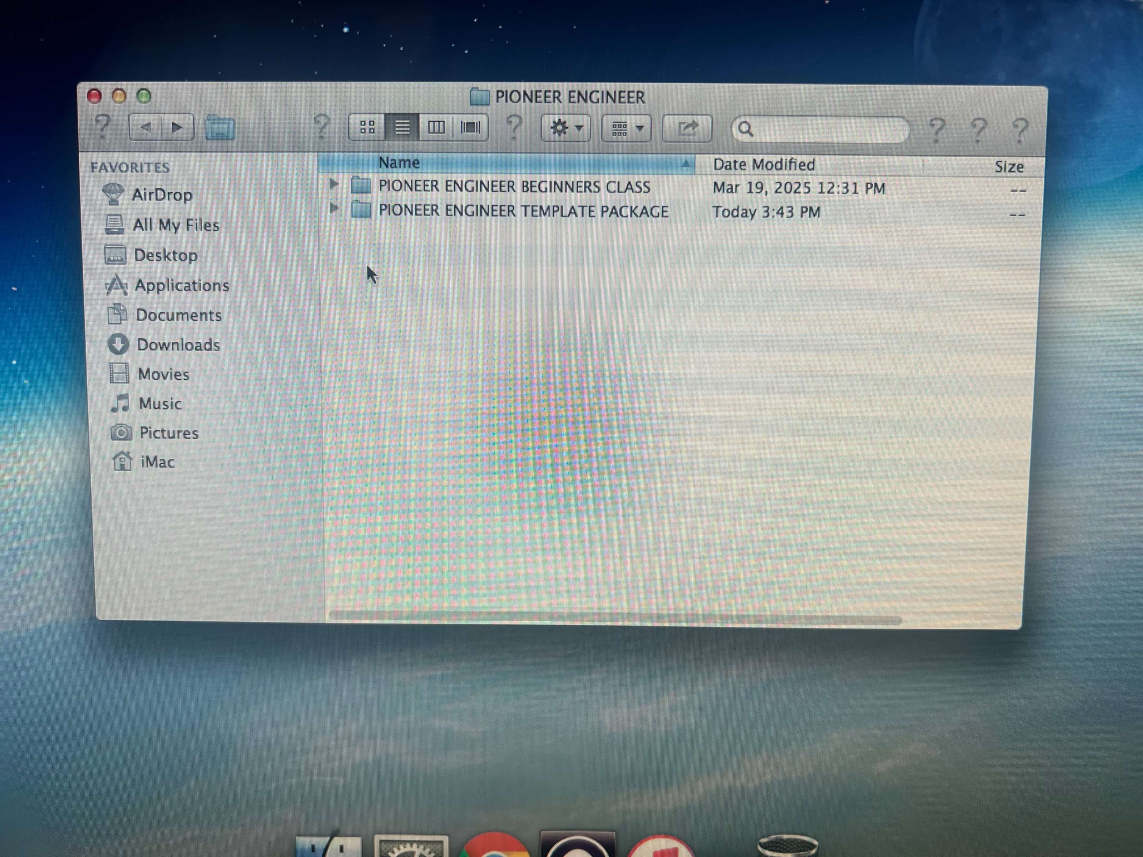 The image shows a computer screen with a Finder window open, displaying two folders named "PIONEER ENGINEER BEGINNERS CLASS" and "PIONEER ENGINEER TEMPLATE PACKAGE."