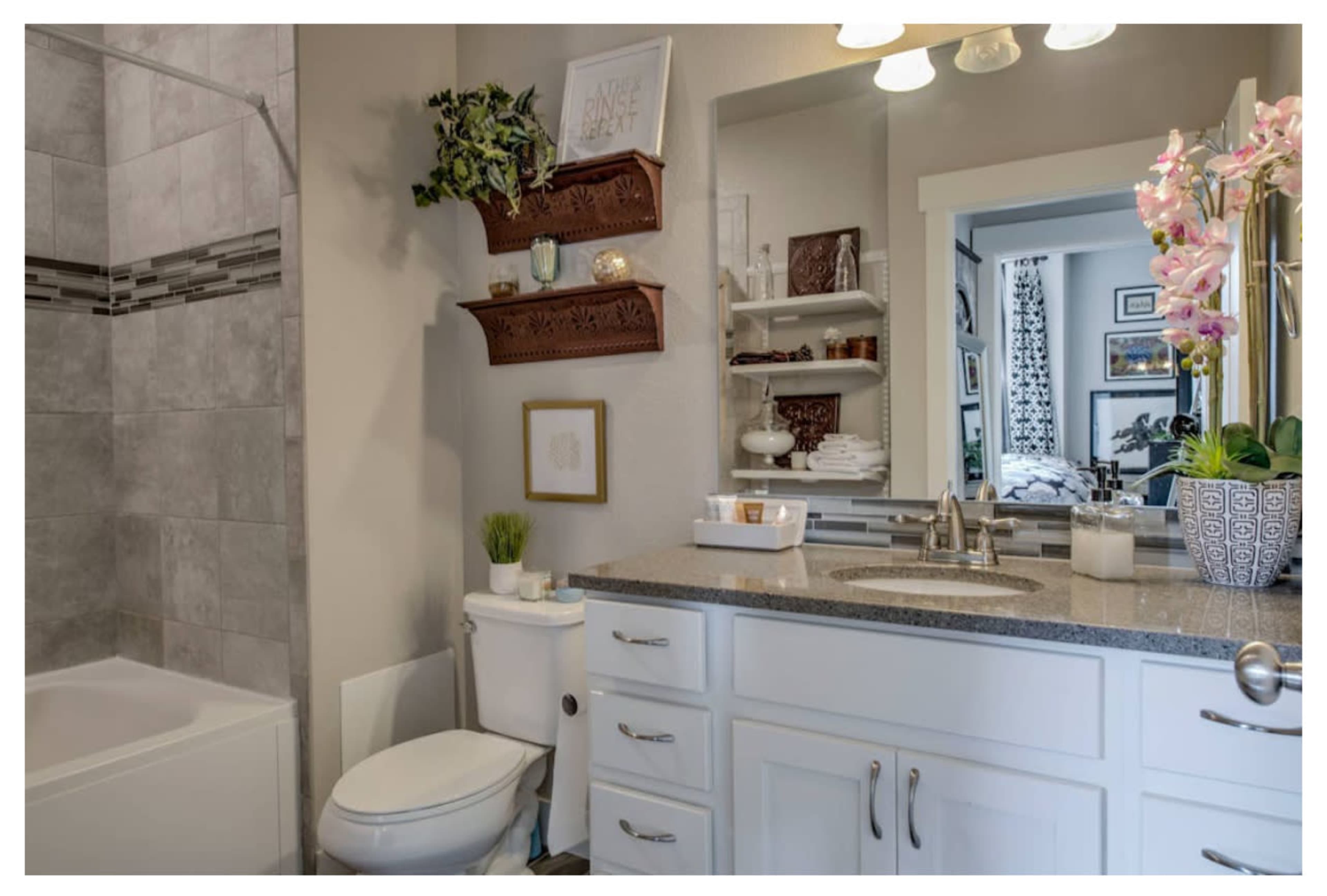 Designer urban loft in the heart of Northern Colorado Image in Rigden Farm, Fort Collins, CO