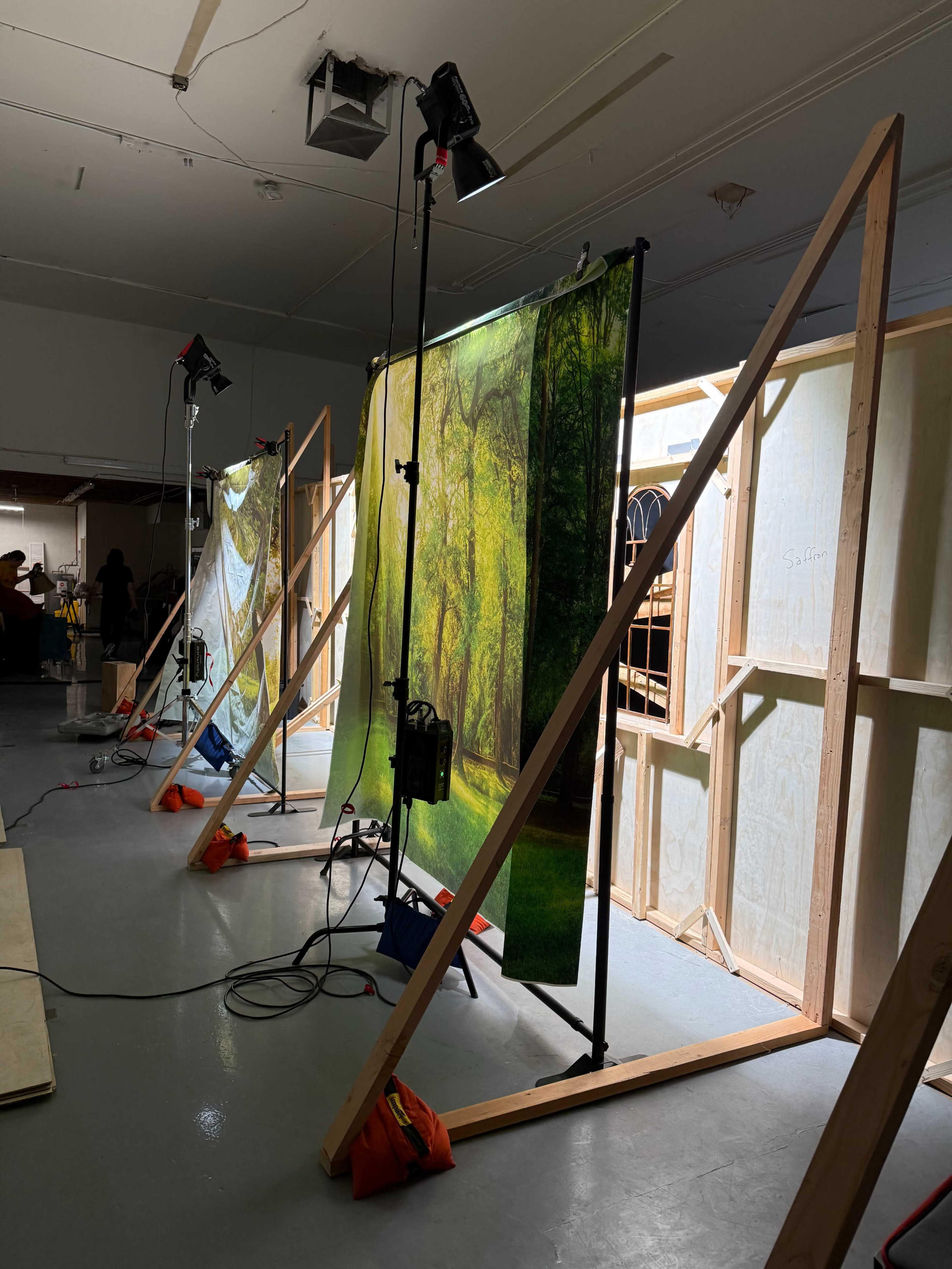 3000 sqft Open Production Space in Glendale with Bay Door and Easy Parking Image in Downtown Peoria, Glendale, AZ