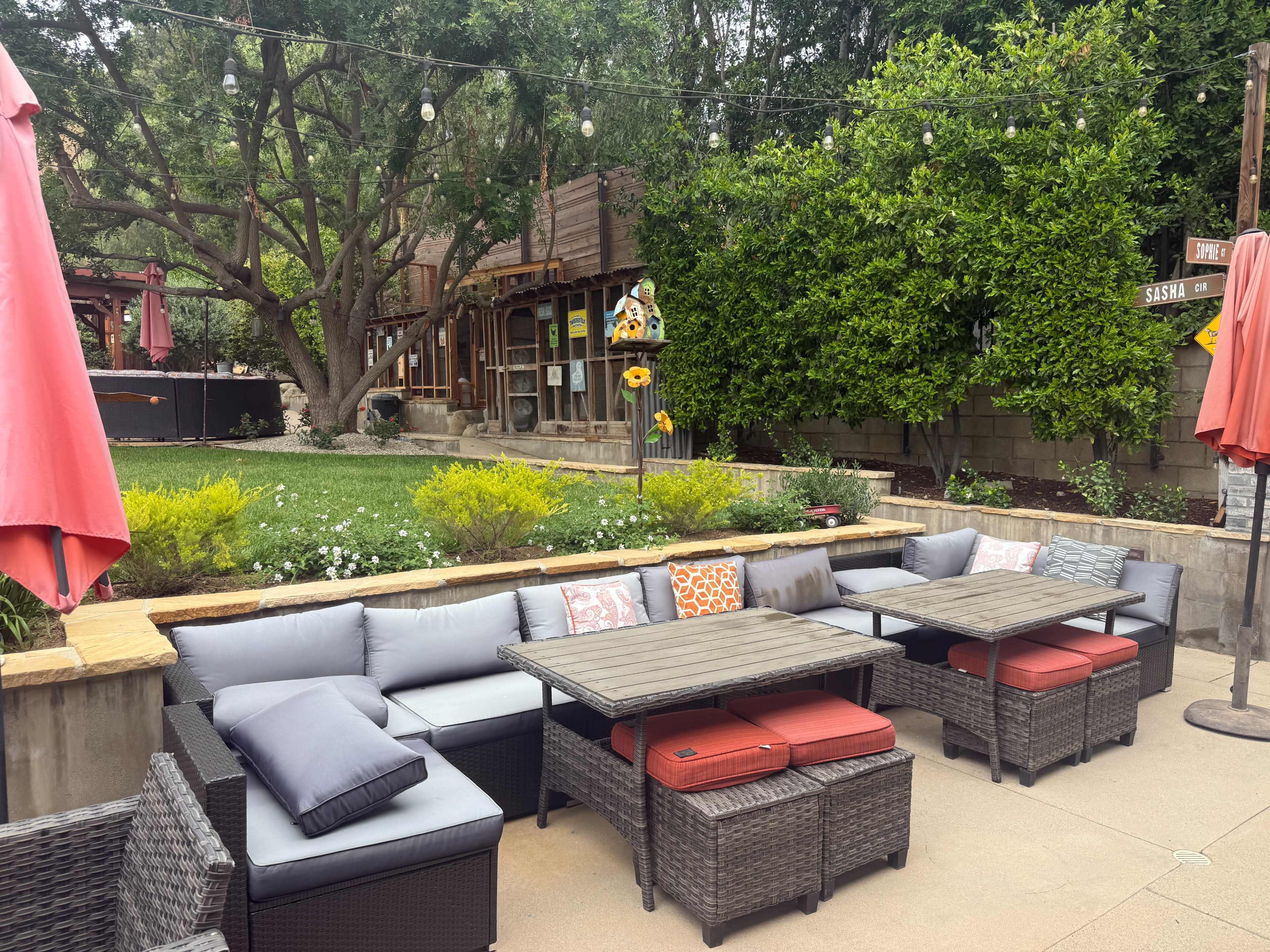 Dumont Backyard Image in Woodland Hills, Woodland Hills, CA