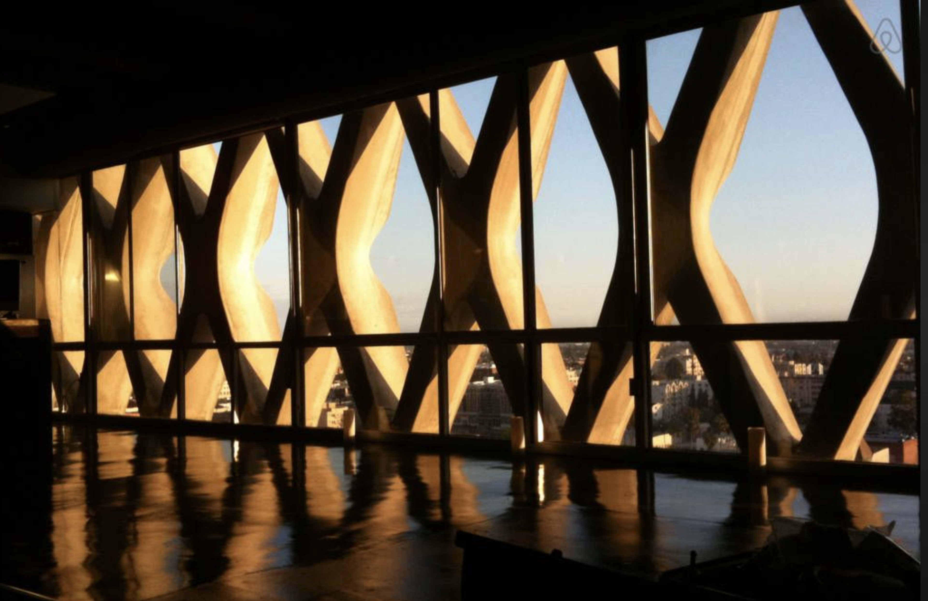 Brutalist Penthouse Loft w/ Flawless Natural Light & Skyline + Lake View Image in Westlake, Los Angeles, CA