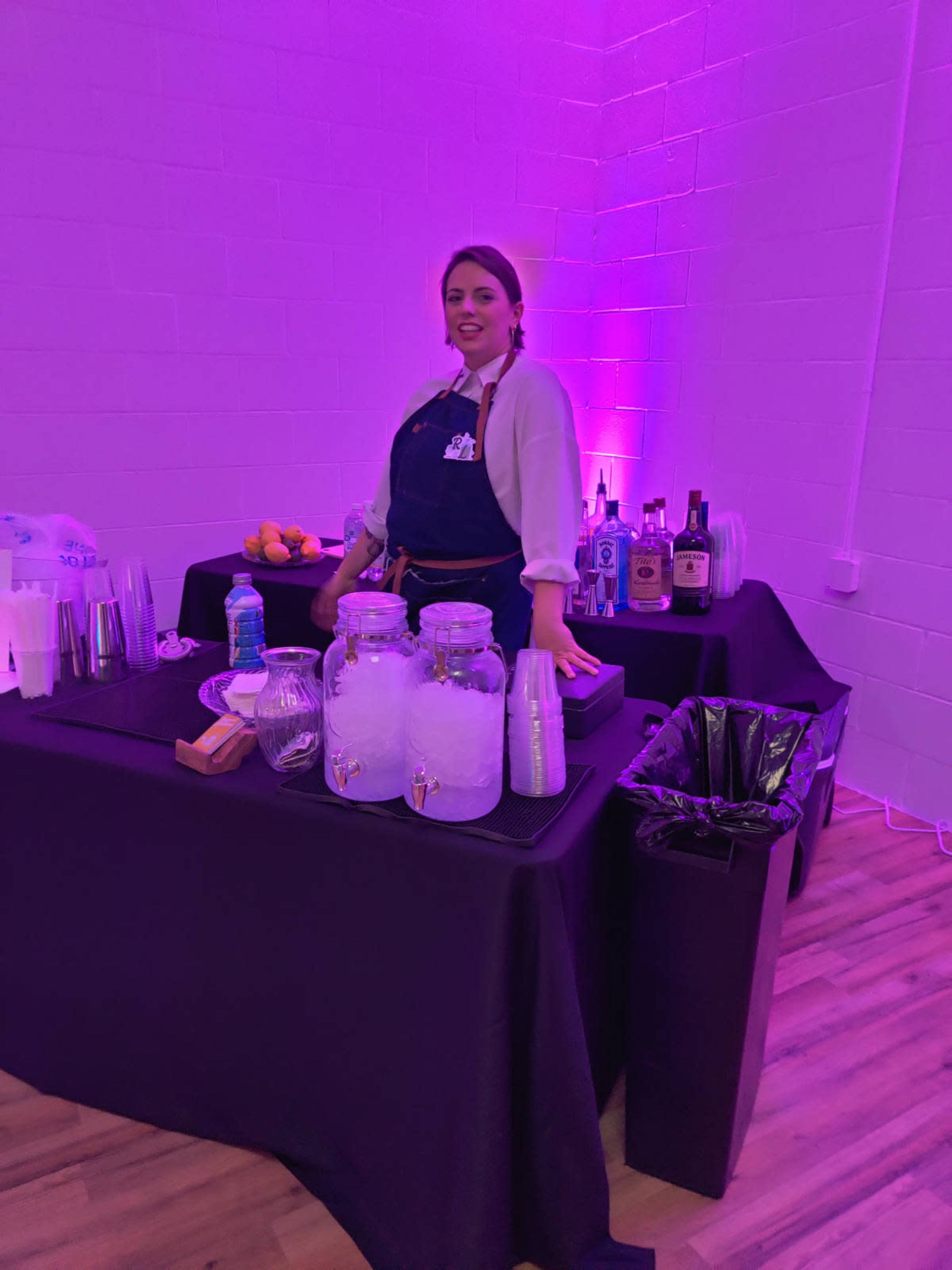 Modern Studio Image in Pickwick Park, Jacksonville, FL