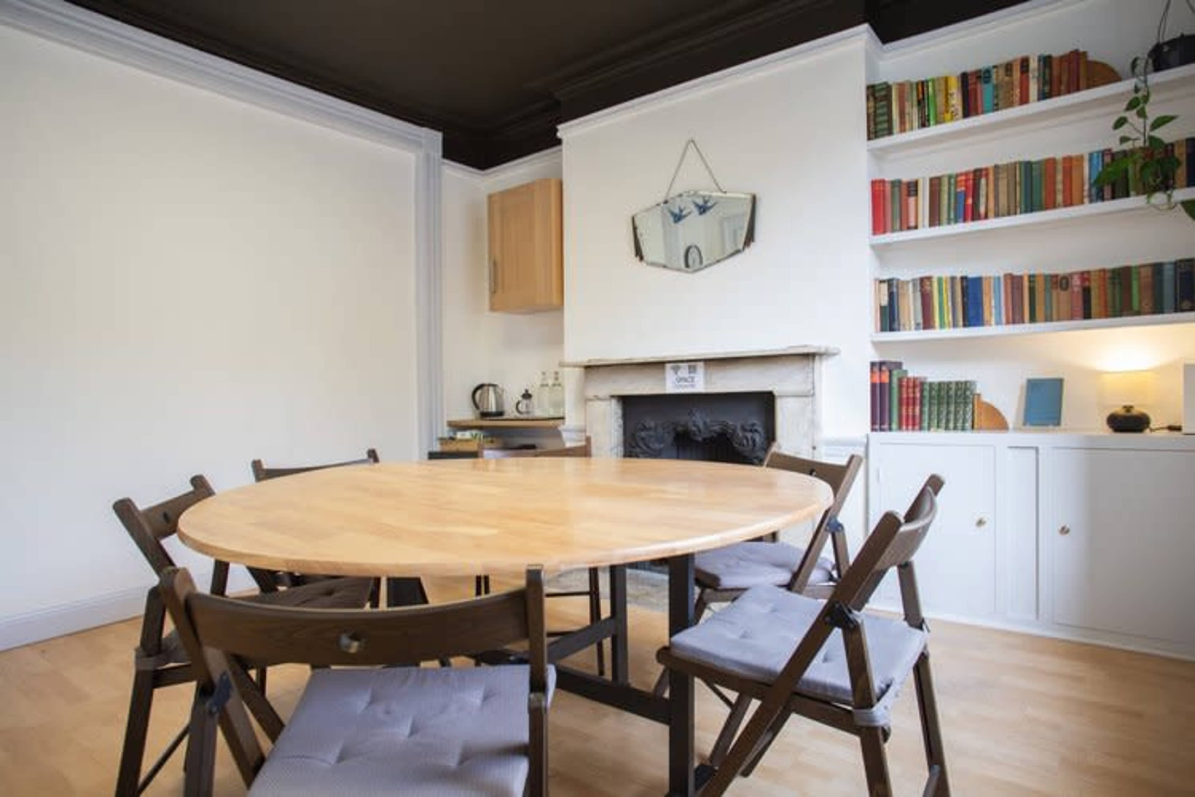 The Study Meeting Space Image in Islington, London, ENG