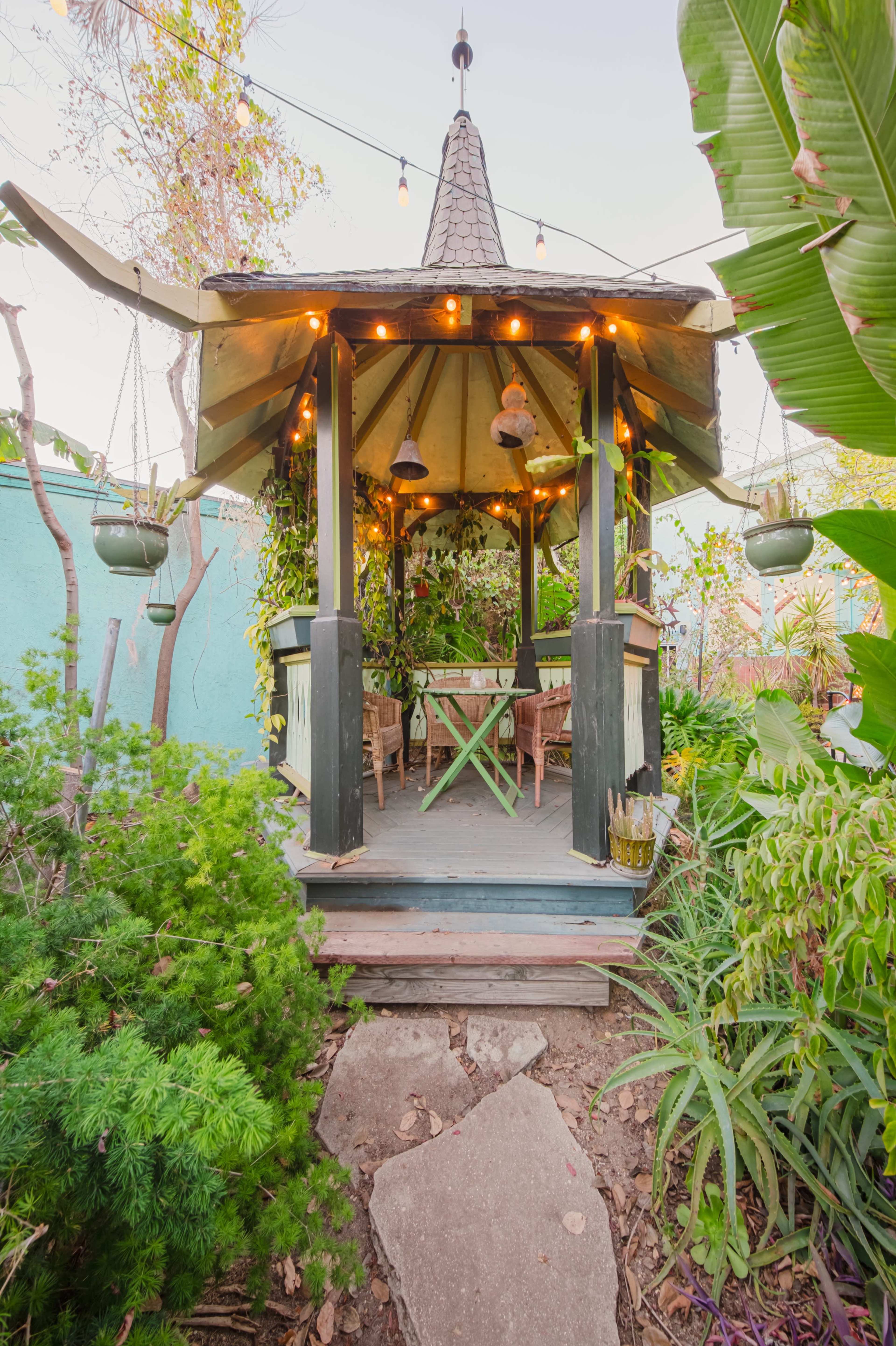 RETRO-CHIC CINEMA & LUSH SECRET GARDEN ESCAPE Image in South Los Angeles, Los Angeles, CA