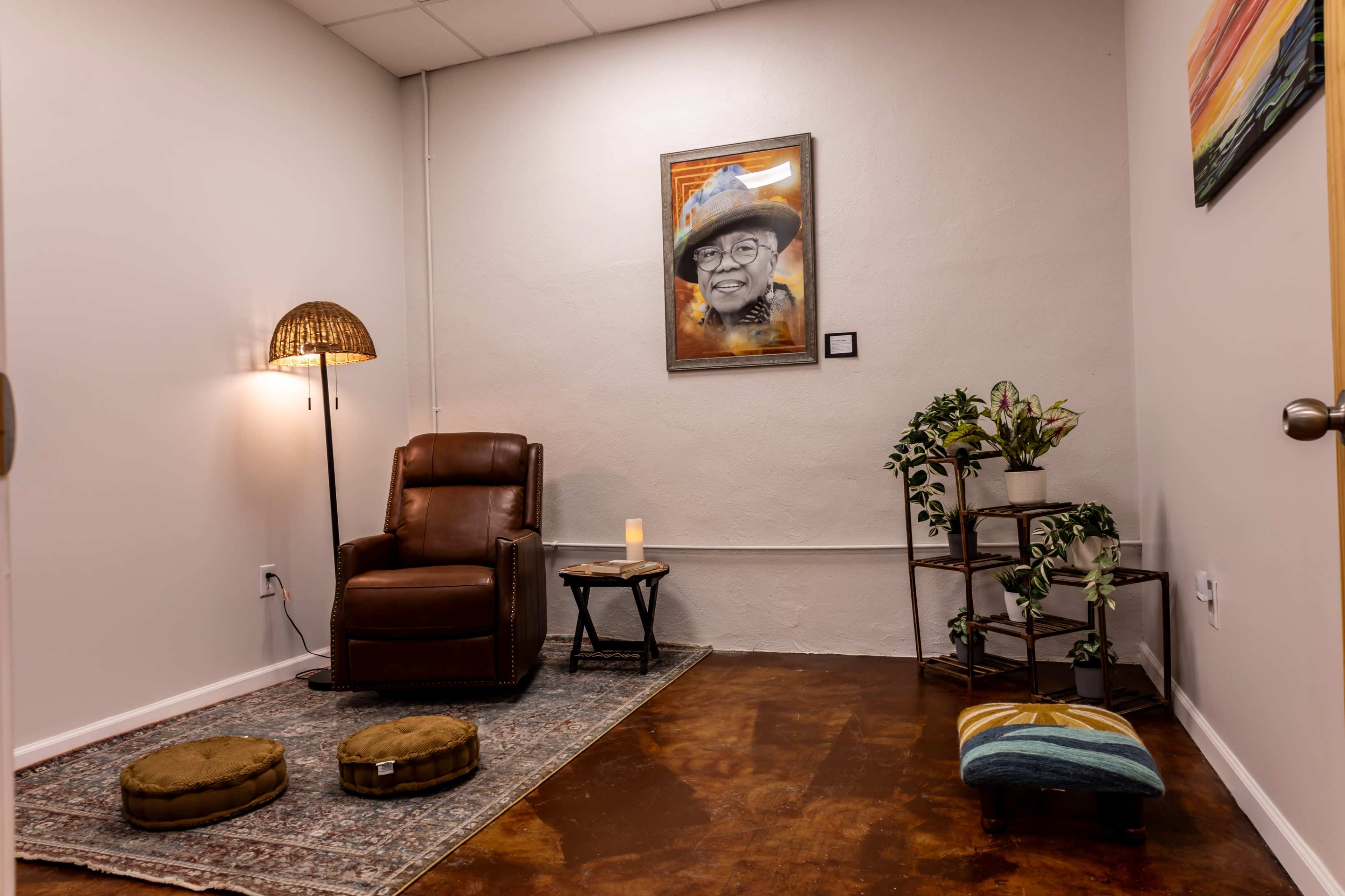 Cozy Private Meeting Space Image in Upper North Philadelphia, Philadelphia, PA, PA