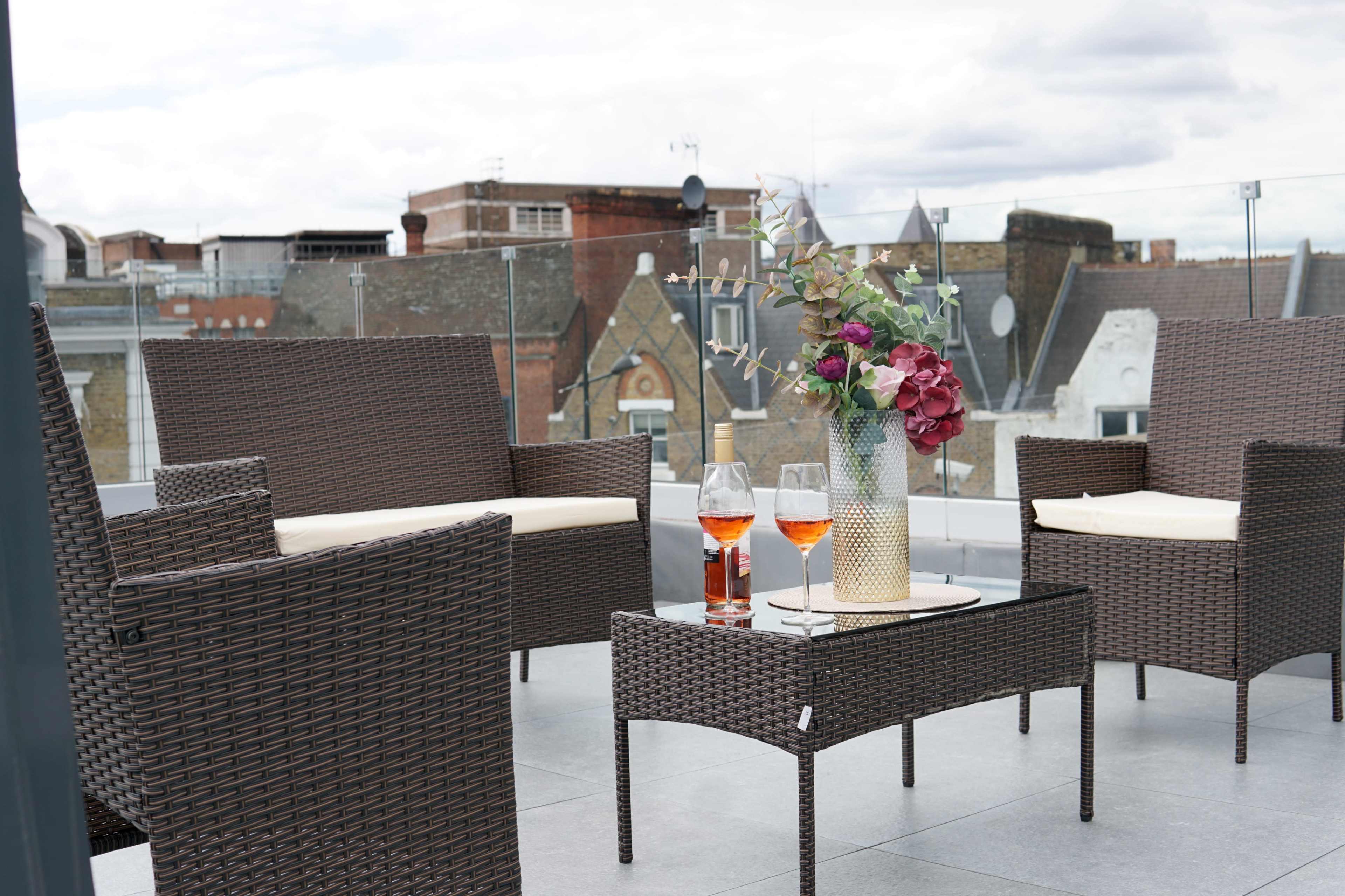 Private Roof Terrace at Camden Sunlit Penthouse Image in Camden Town, London, ENG