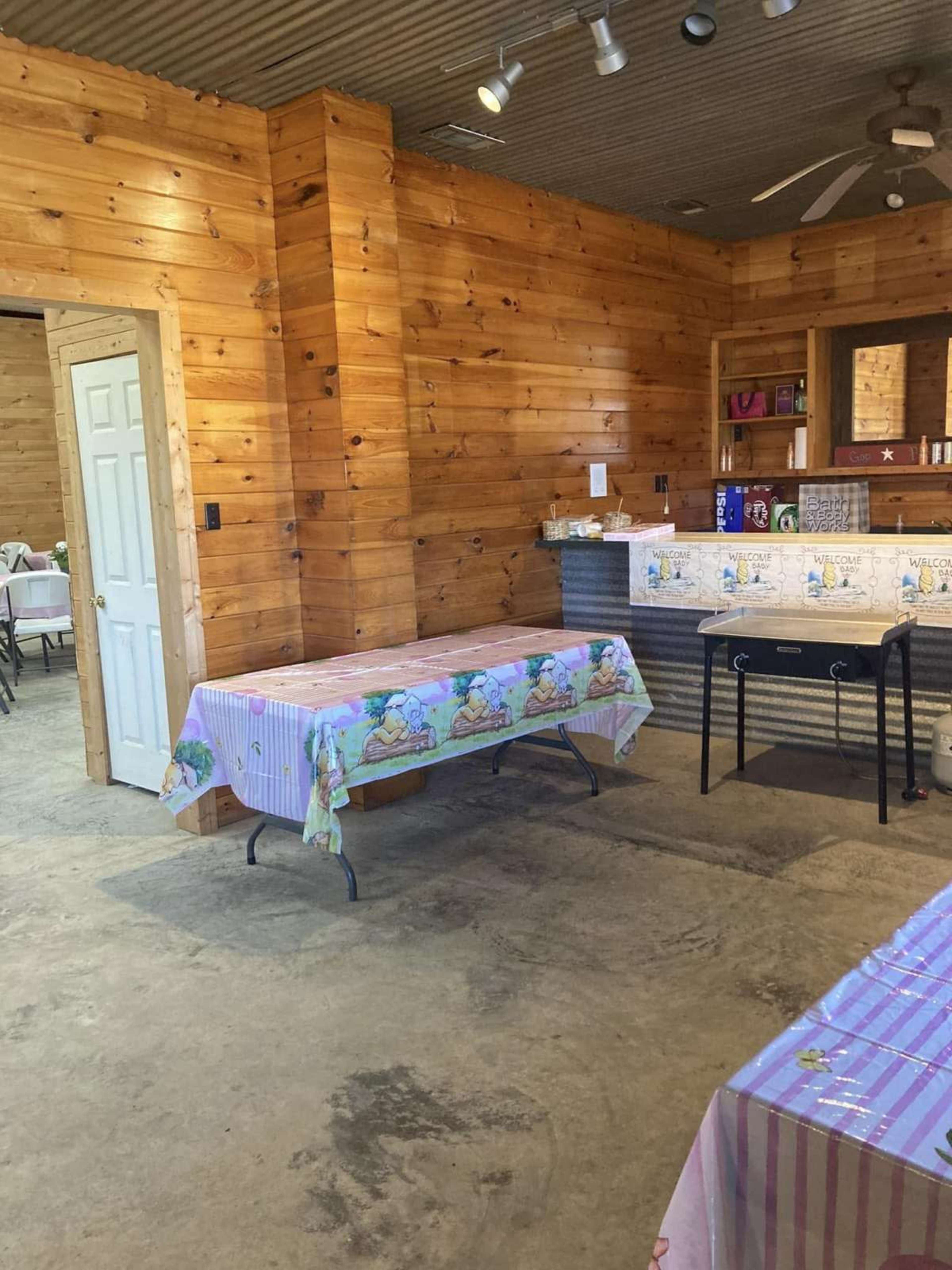 Charming Rustic Ranch Home Image in , Wills Point, TX