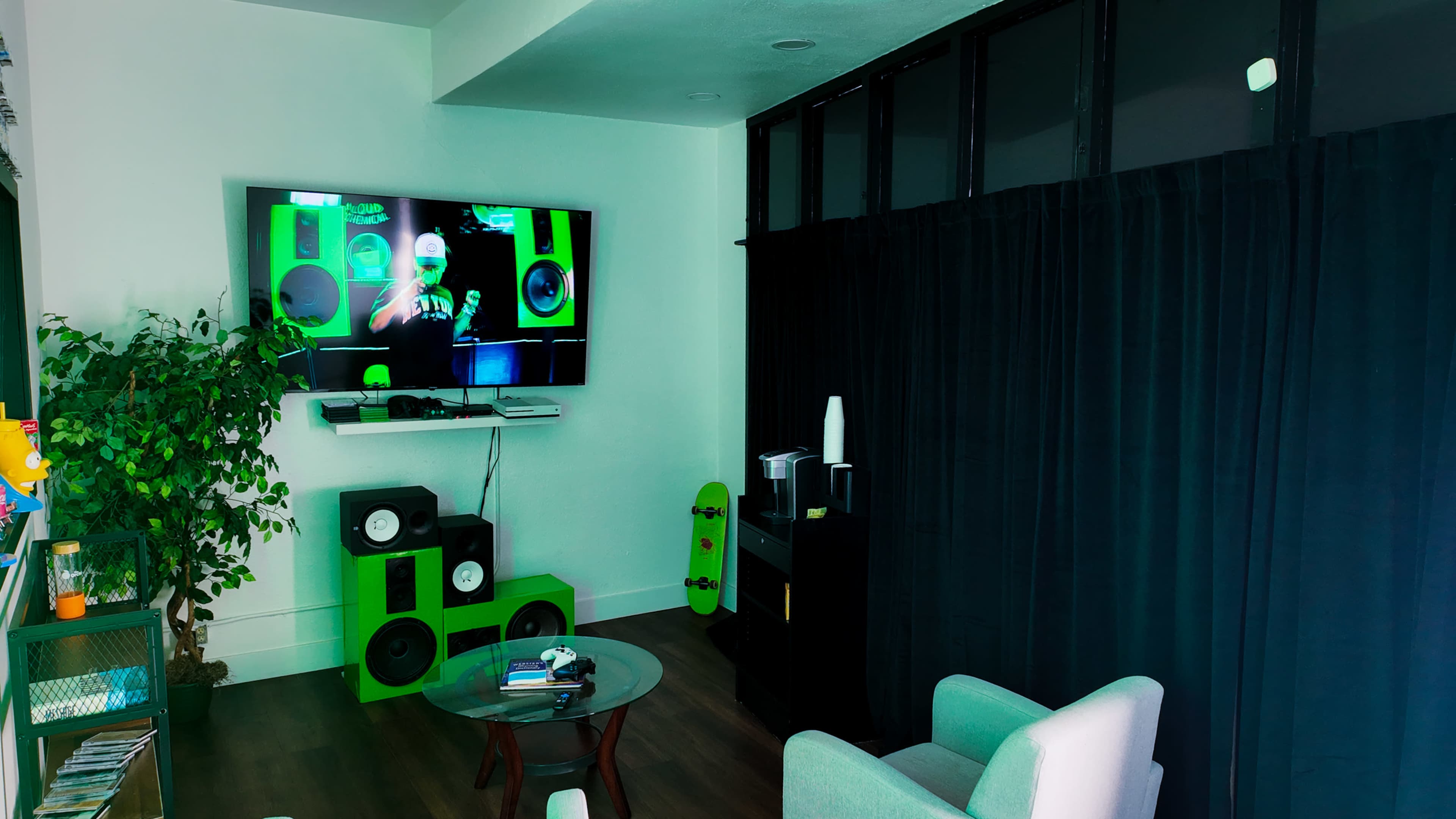 Professional Recording & Podcast Studio - Grand Opening Special Image in Canoga Park, Canoga Park, CA