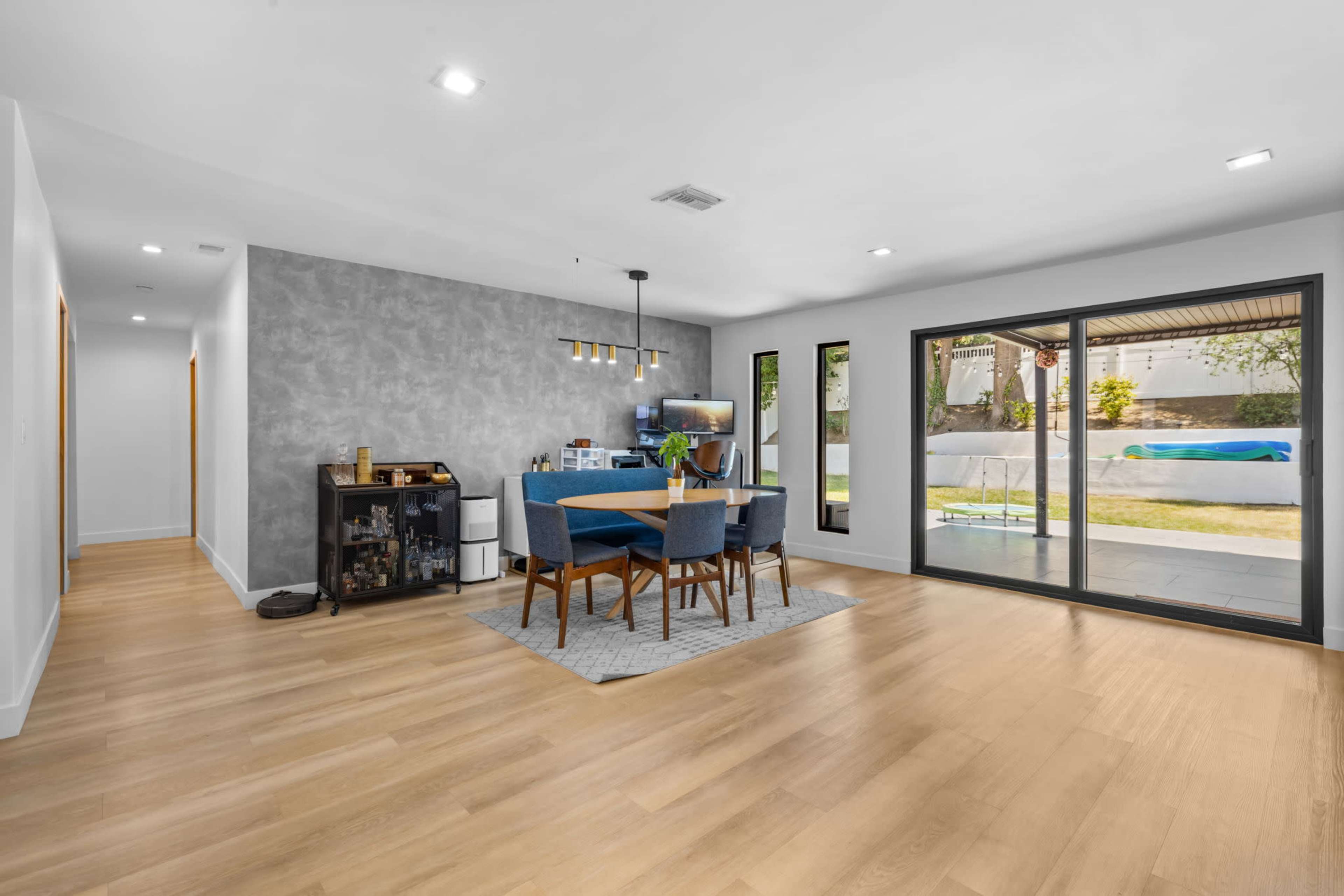 Modern West Hills Valley Home Image in West Hills, West Hills, CA