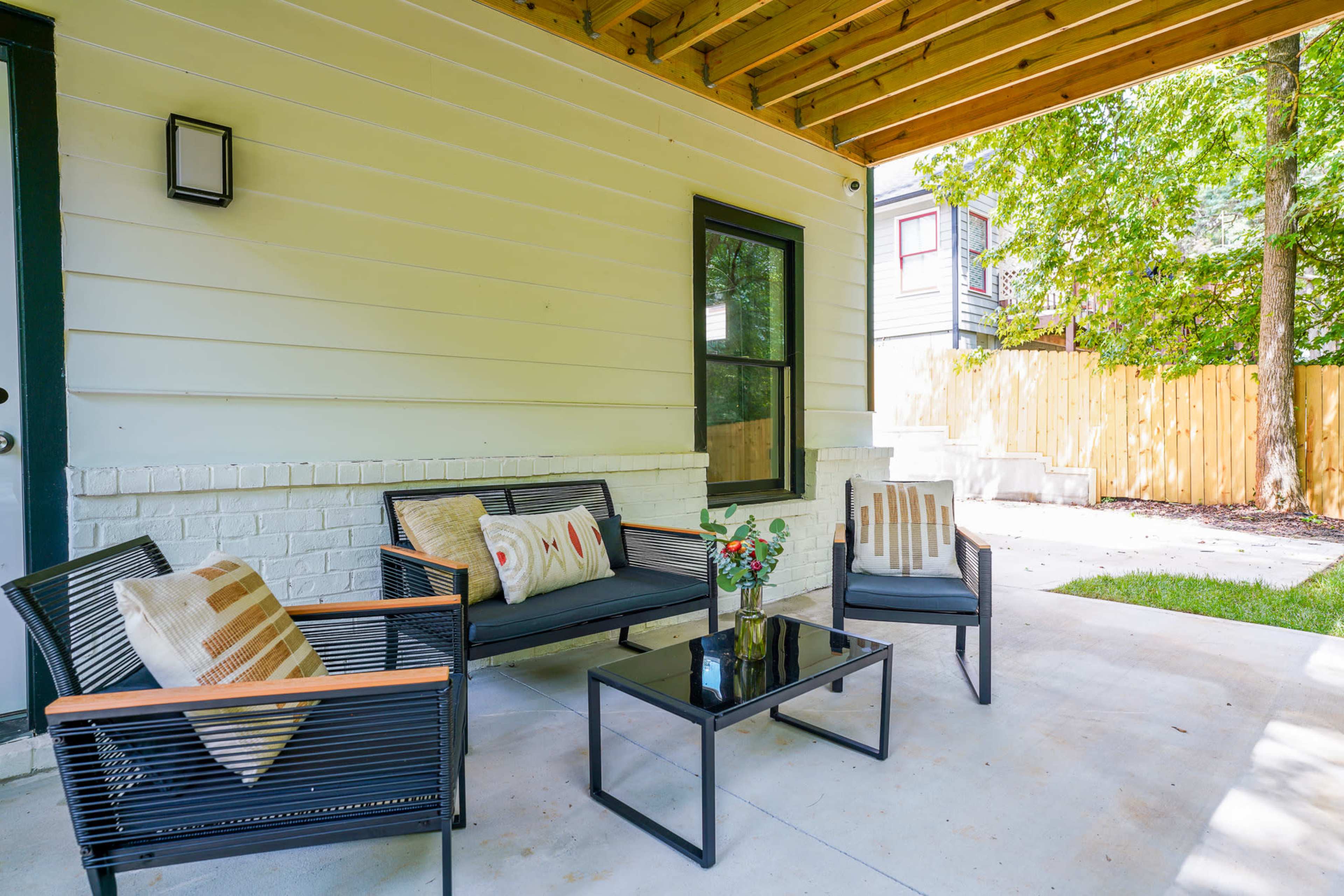Gemini Landing - 1BR Designer Escape in ATL Image in East Atlanta, Atlanta, GA