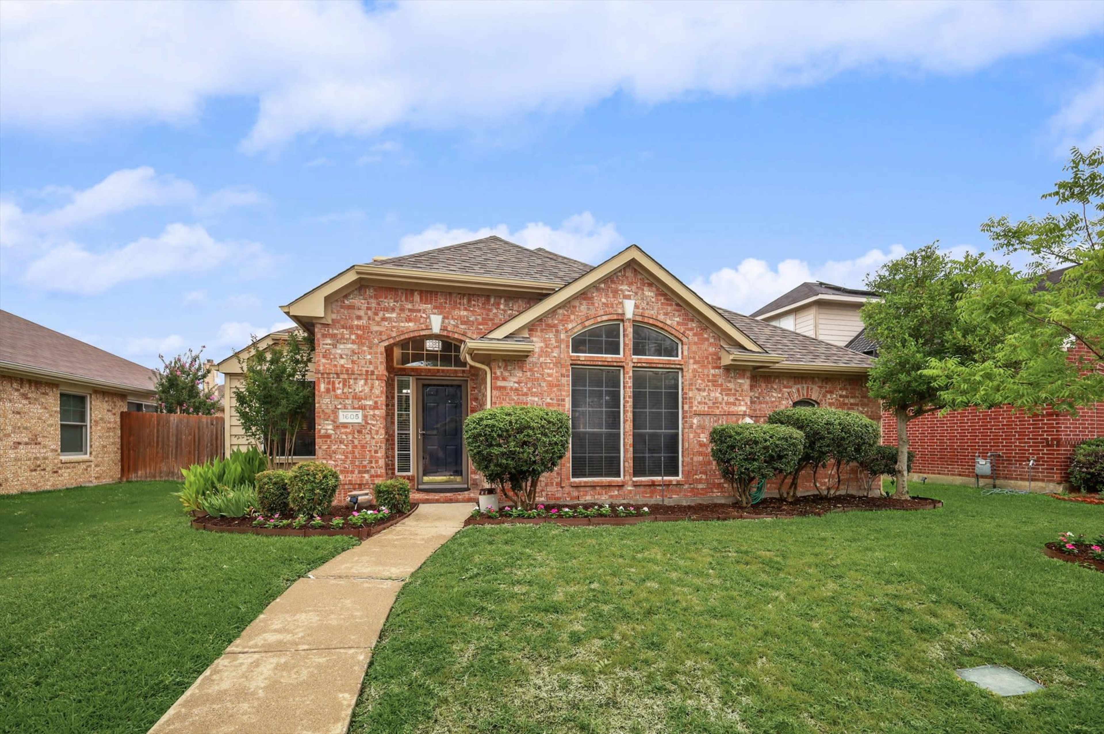 Modern Suburban home with private backyard Image in Lewisville, lewisville, TX