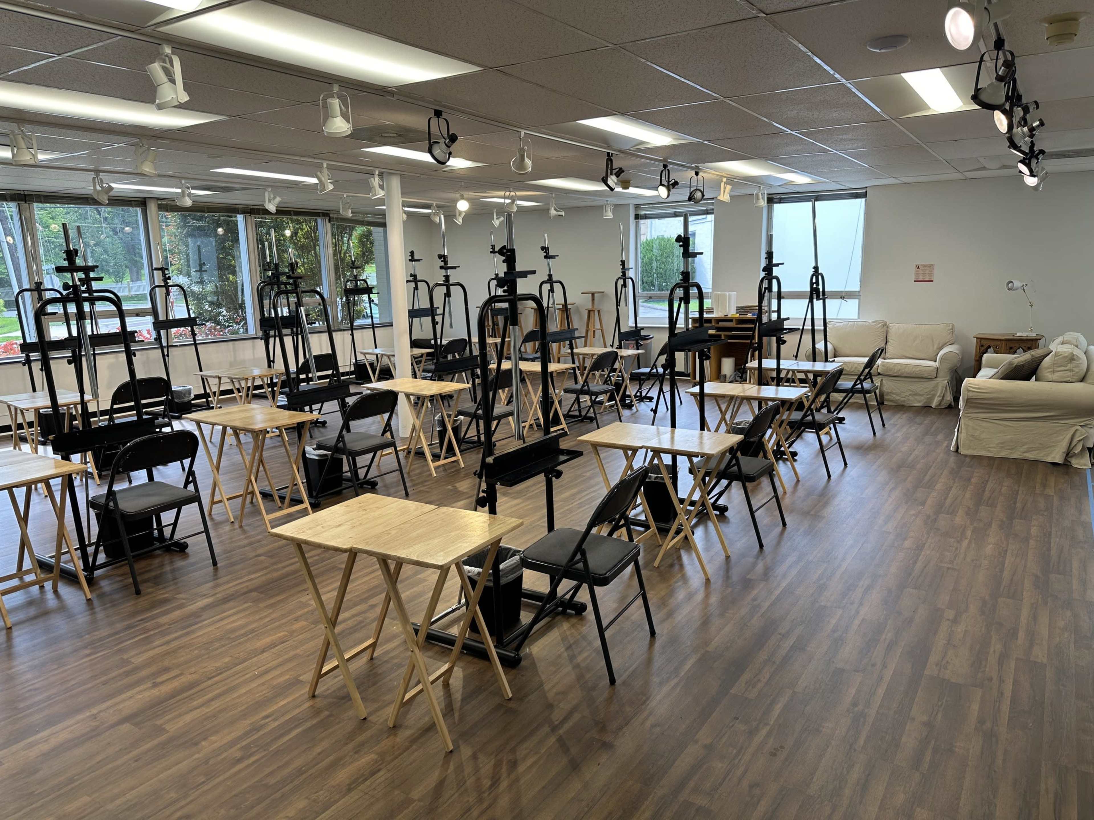 Flexible 1200-sq-ft Room in Bustling Art Cener in Walkable Downtown Suburban Neighborhood Image in Kensington, Kensington, MD